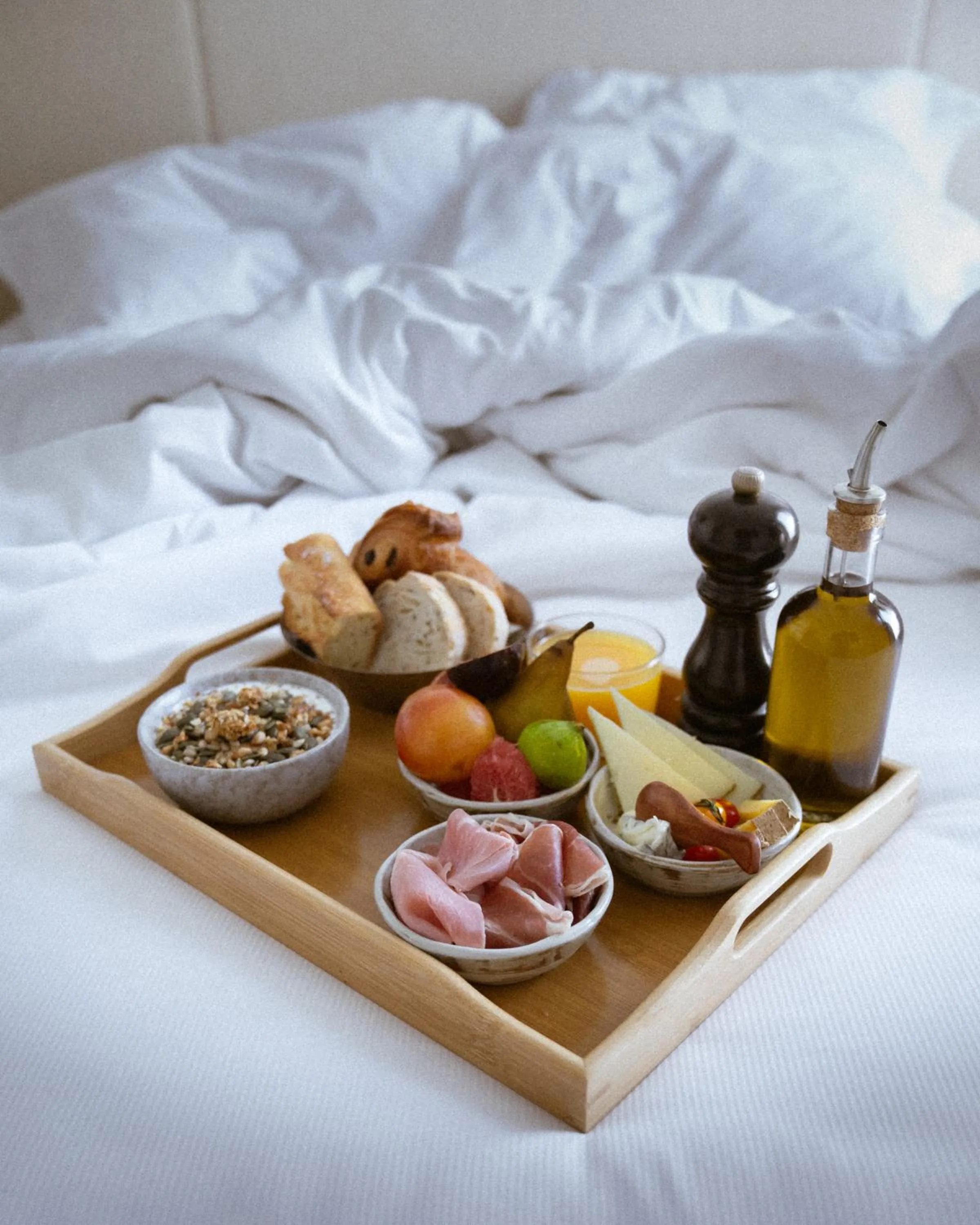 Bed in Les Roches Brunes