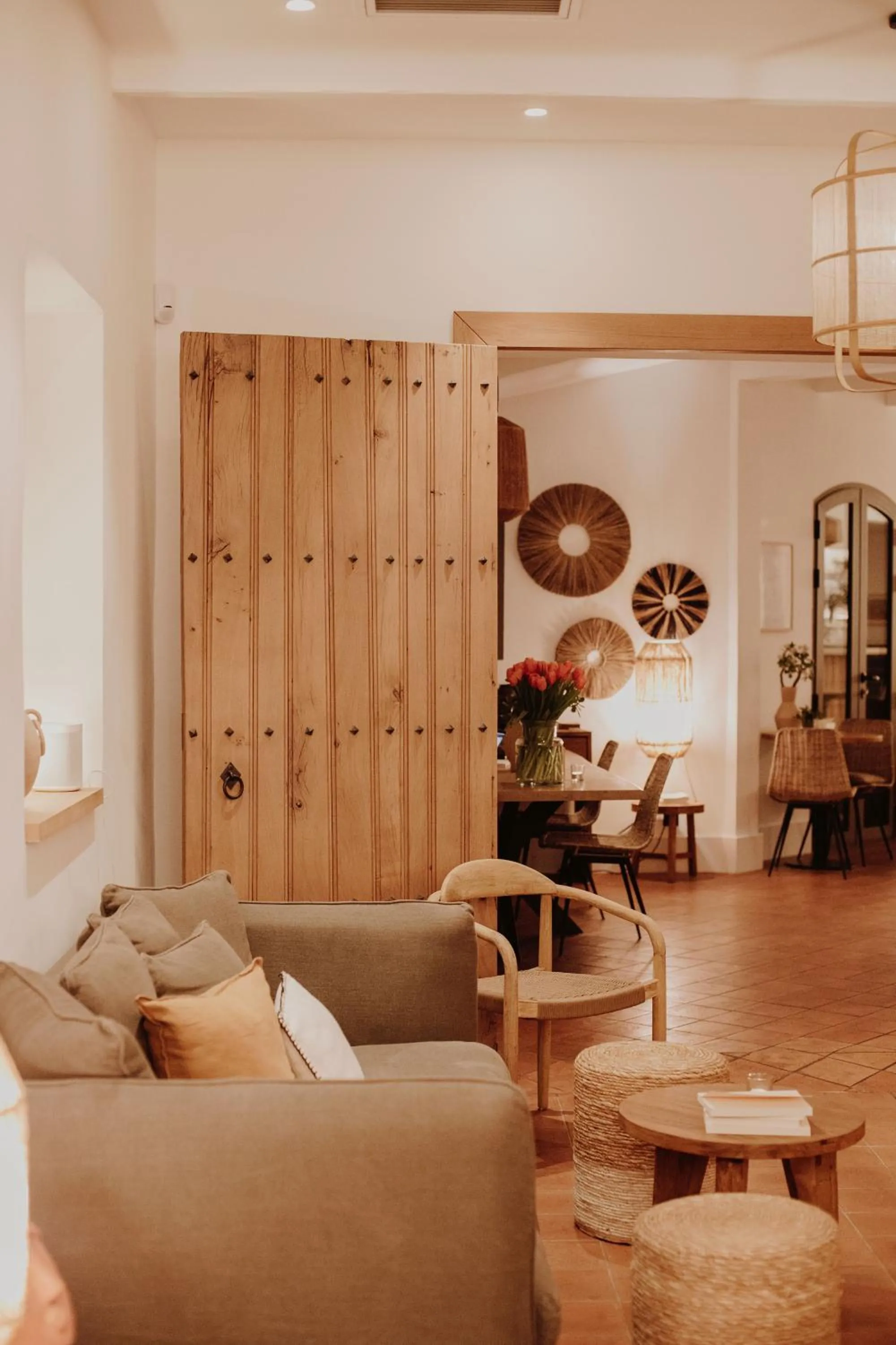 Restaurant/places to eat in Les Roches Brunes