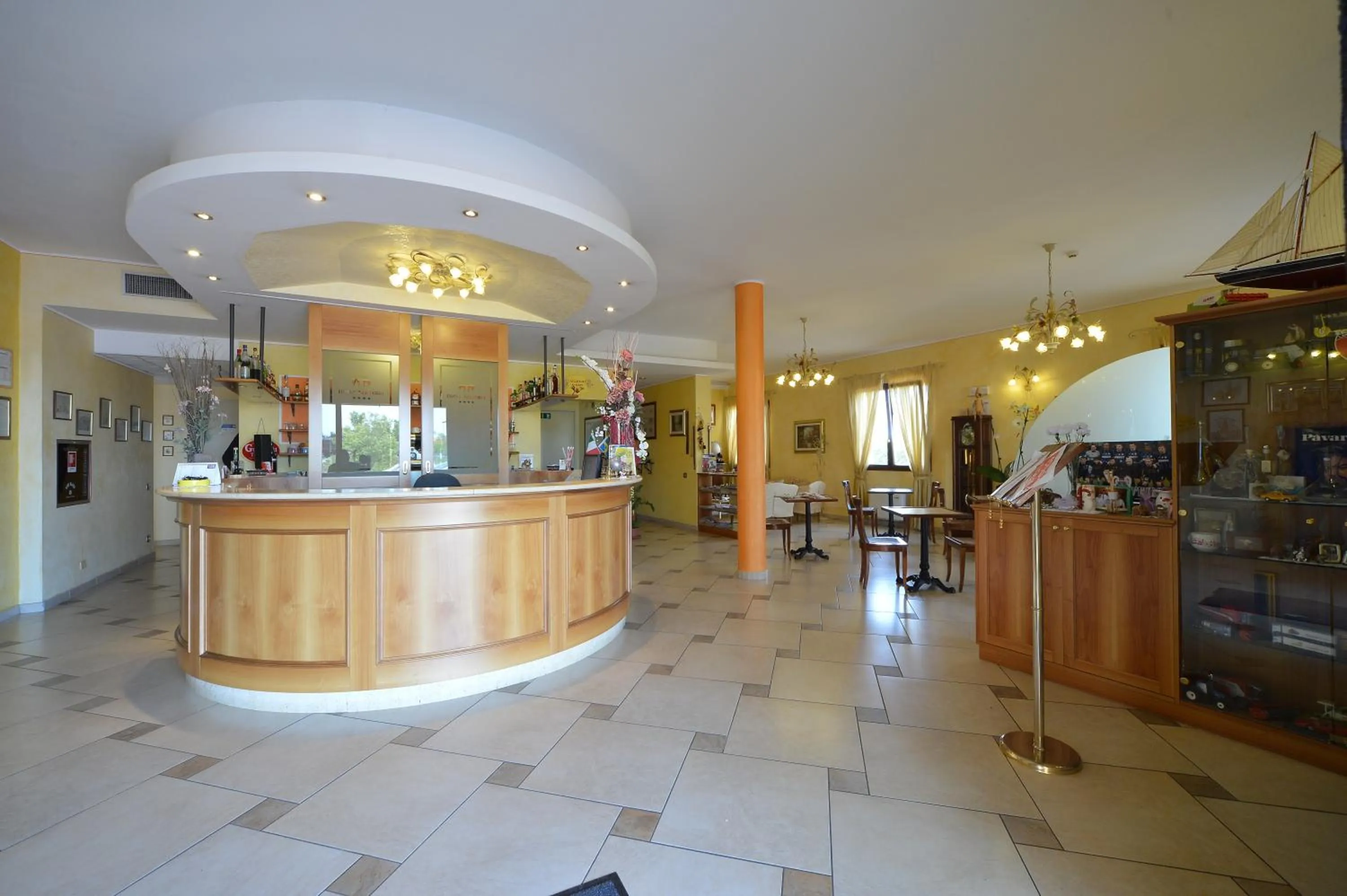 Lobby or reception in Hotel Tre Torri