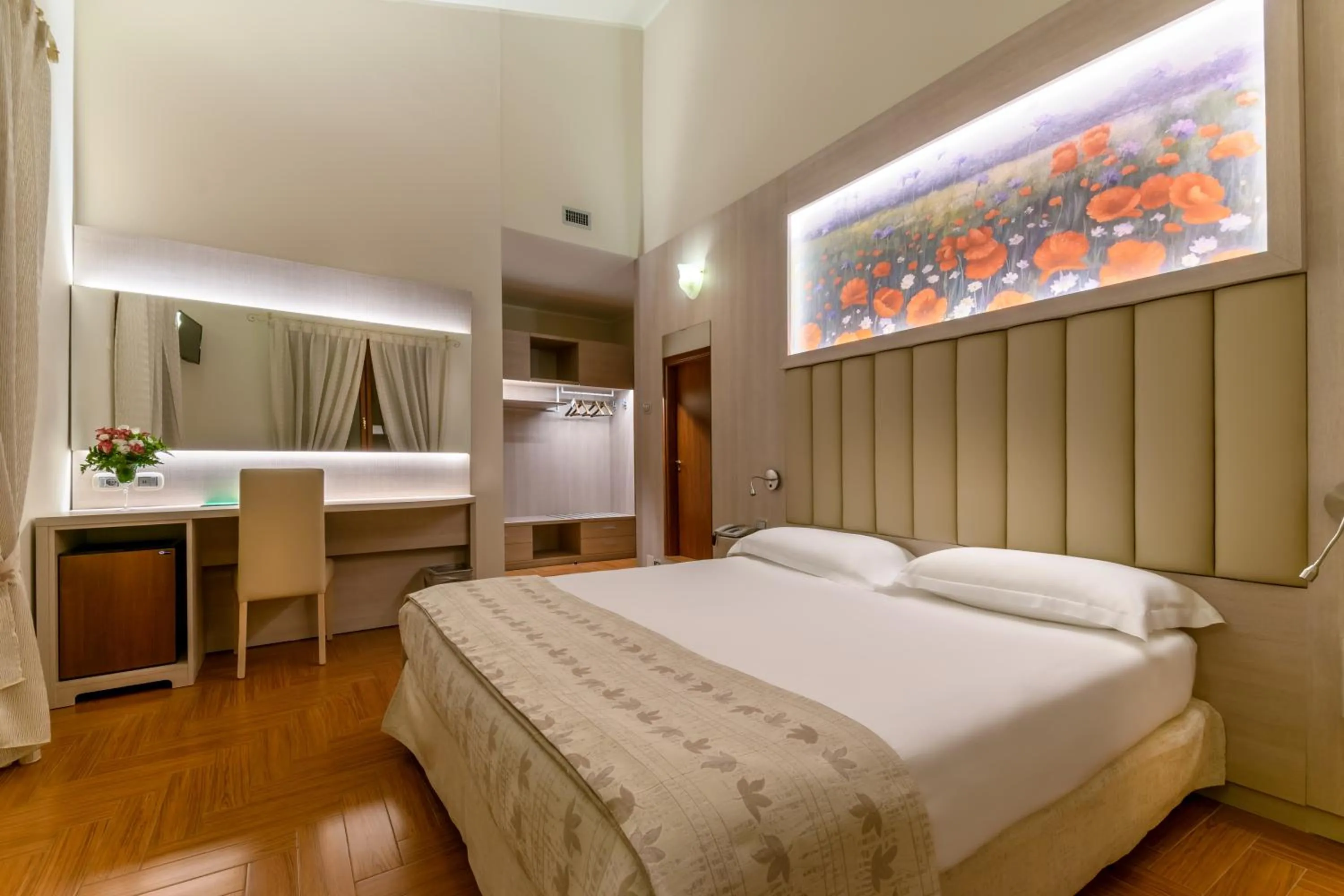 Bedroom, Bed in Hotel Tre Torri