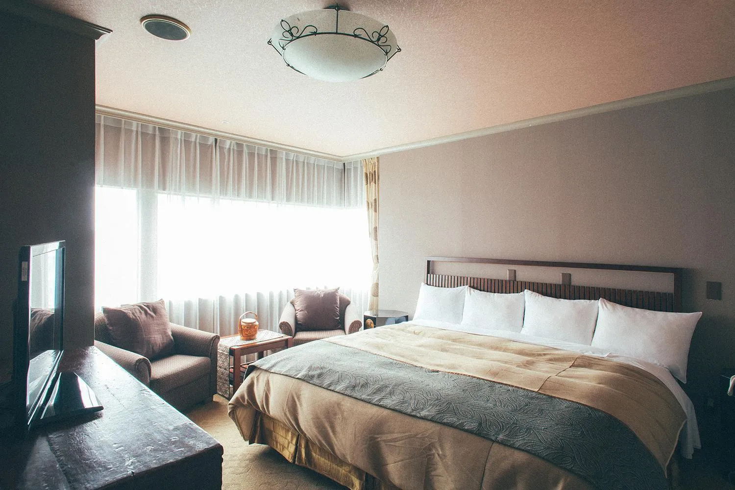 Bed in Kakegawa Grand Hotel