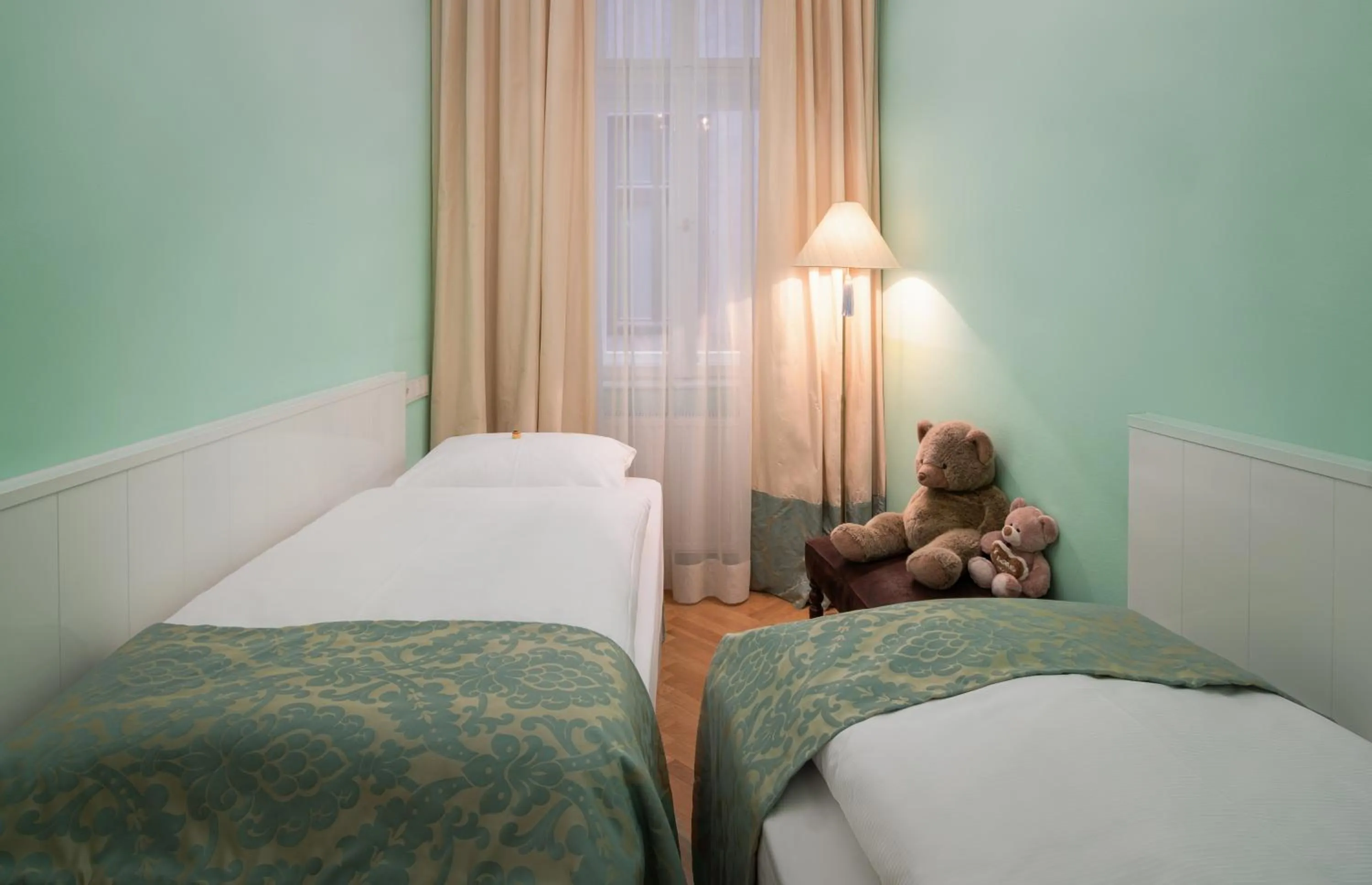 Bed in Appartement-Hotel an der Riemergasse