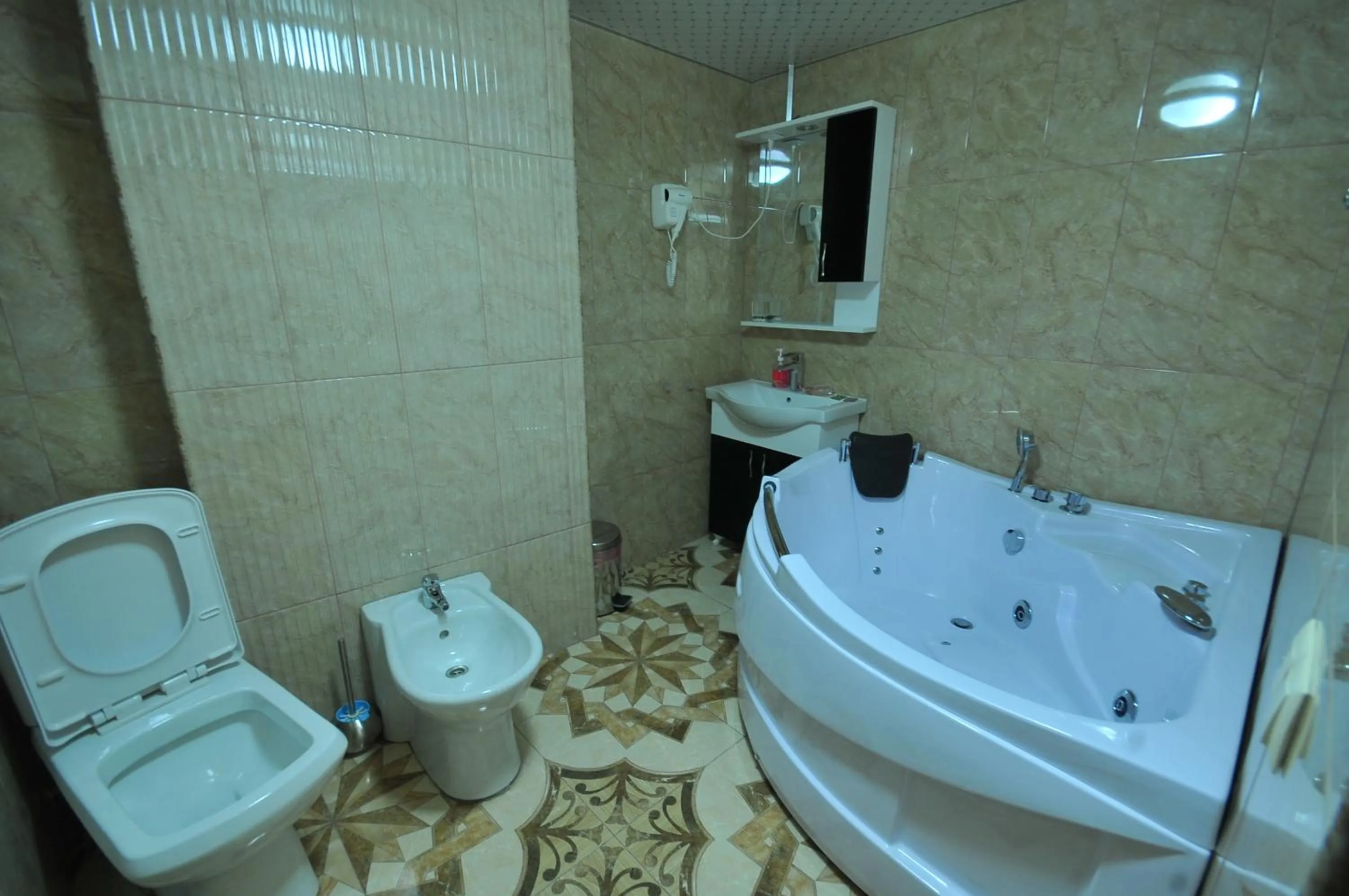 Bathroom in Hotel Iberia