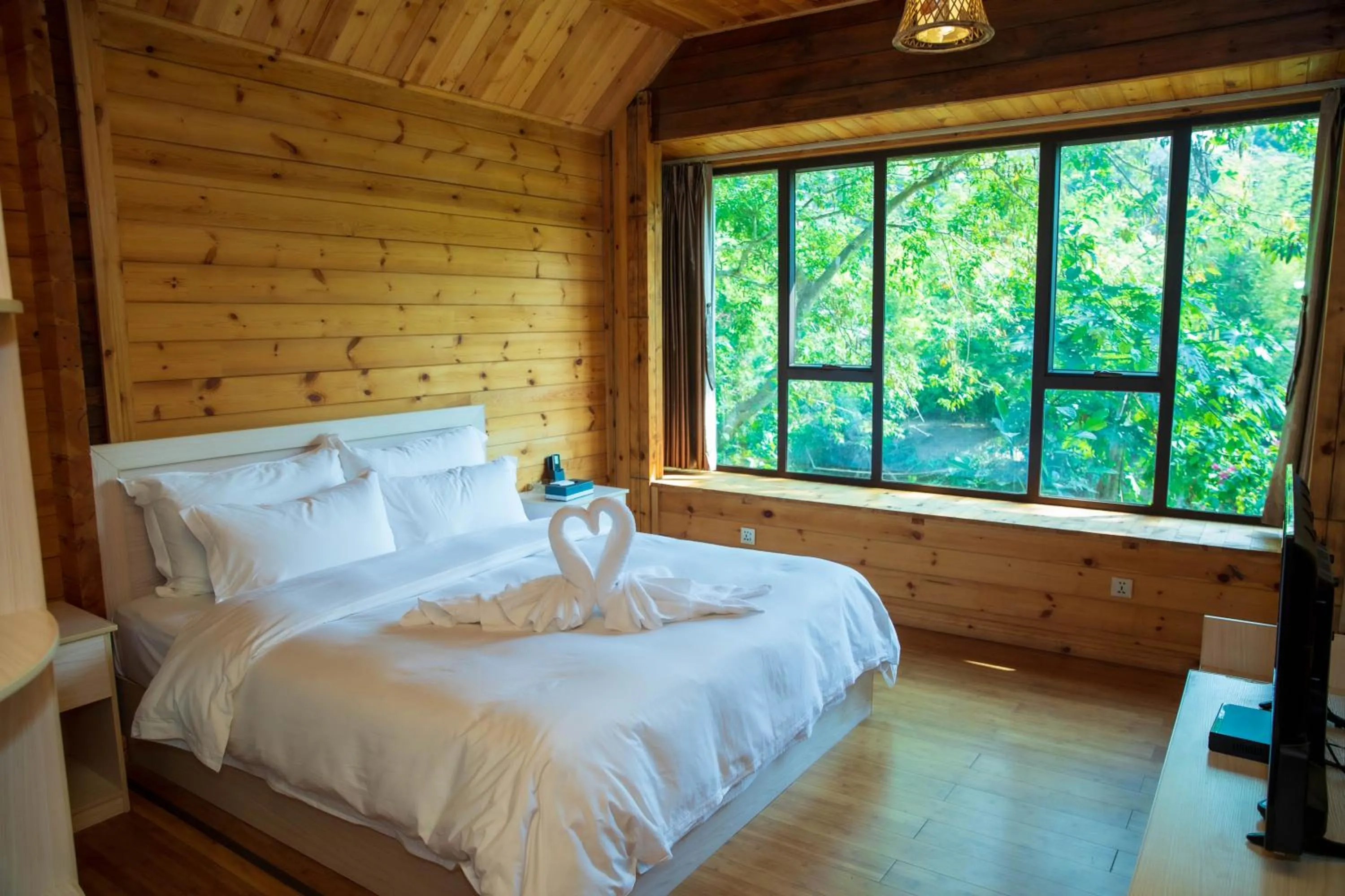 Bed in Dansavanh Namngum Resort