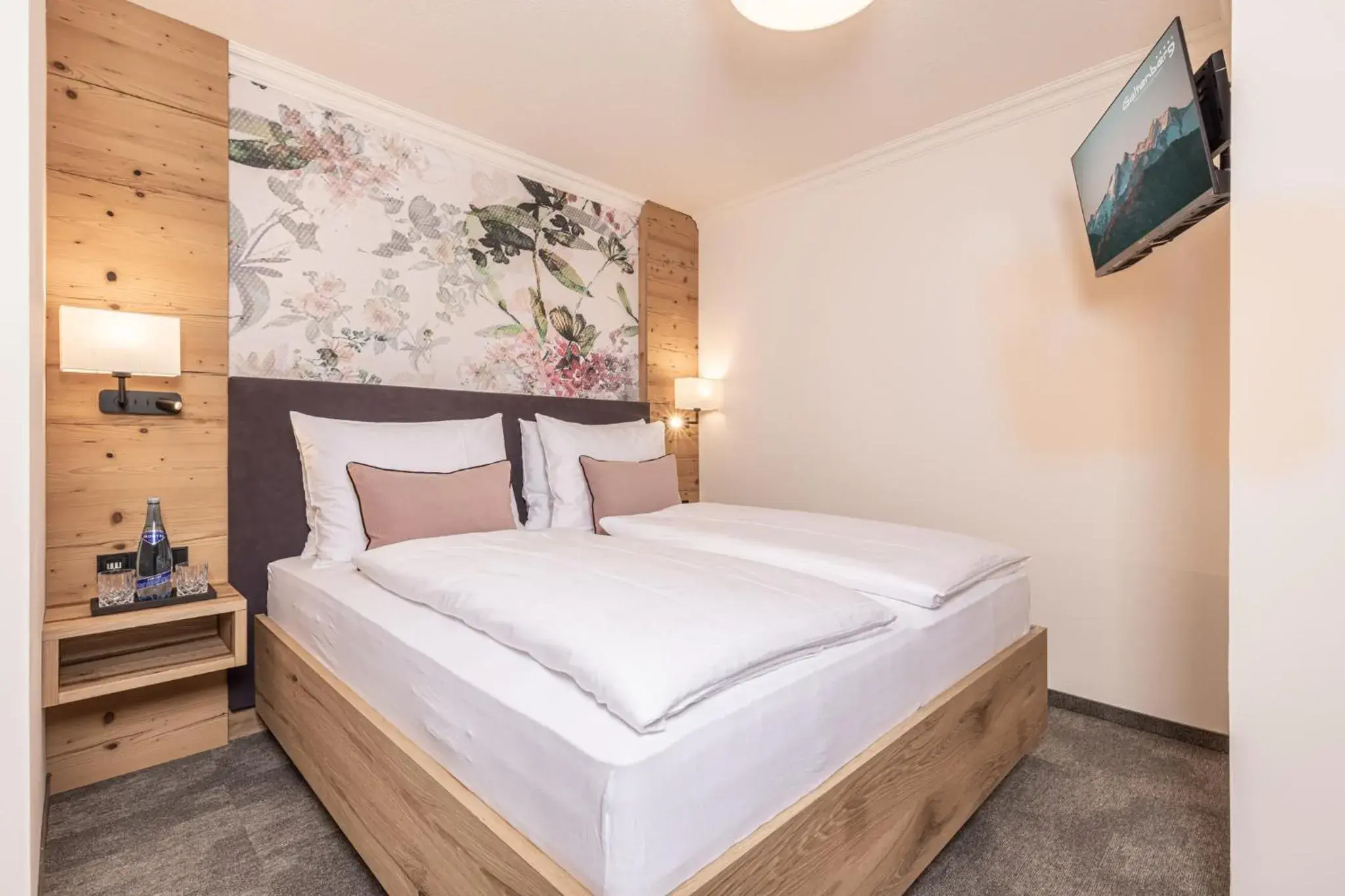 Double Room Superior in Galtenberg Bed & Breakfast Double Room Superior in Galtenberg Bed & Breakfast