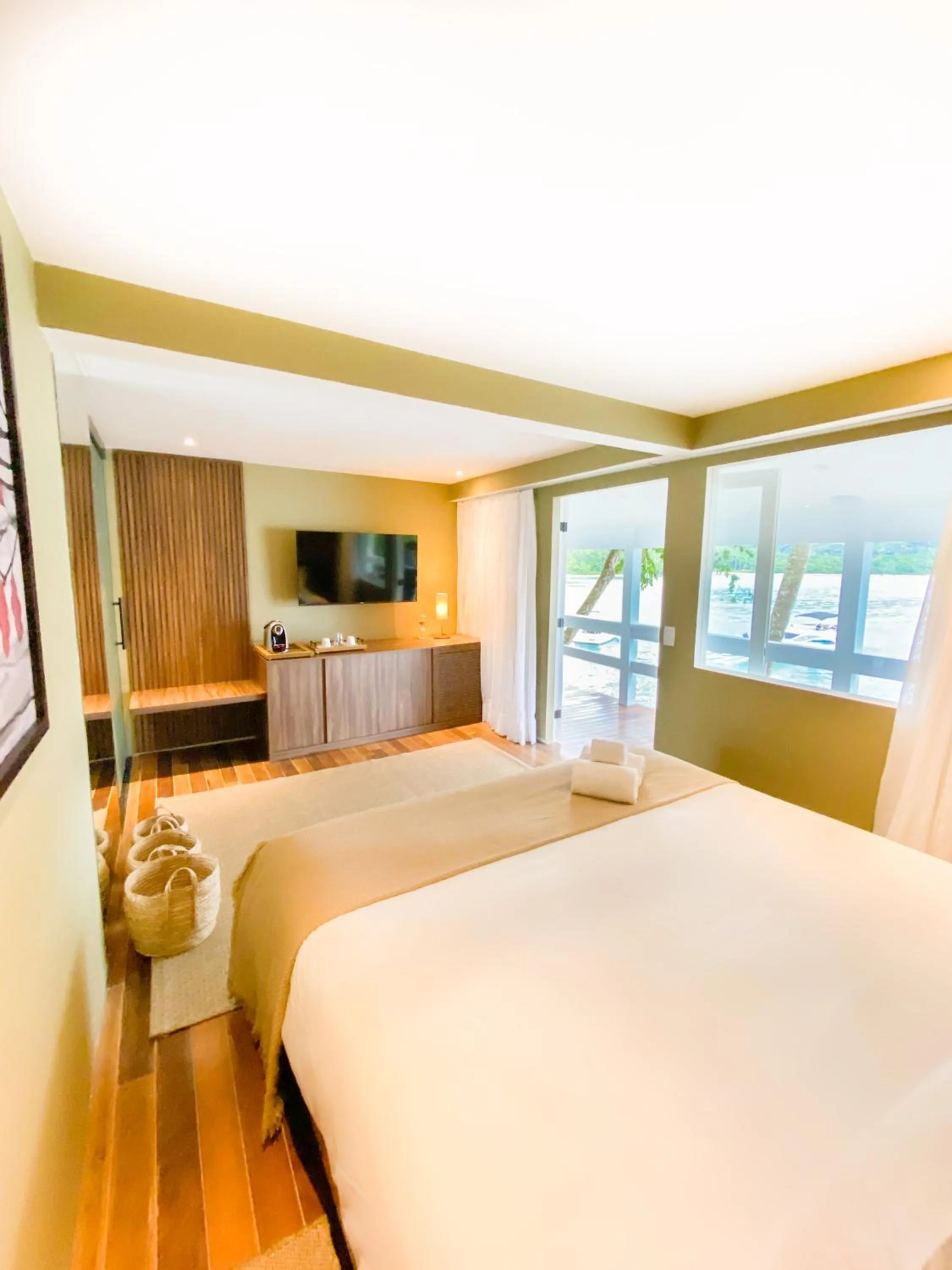 Deluxe Suite with Sea View in Pousada Papiro Boutique