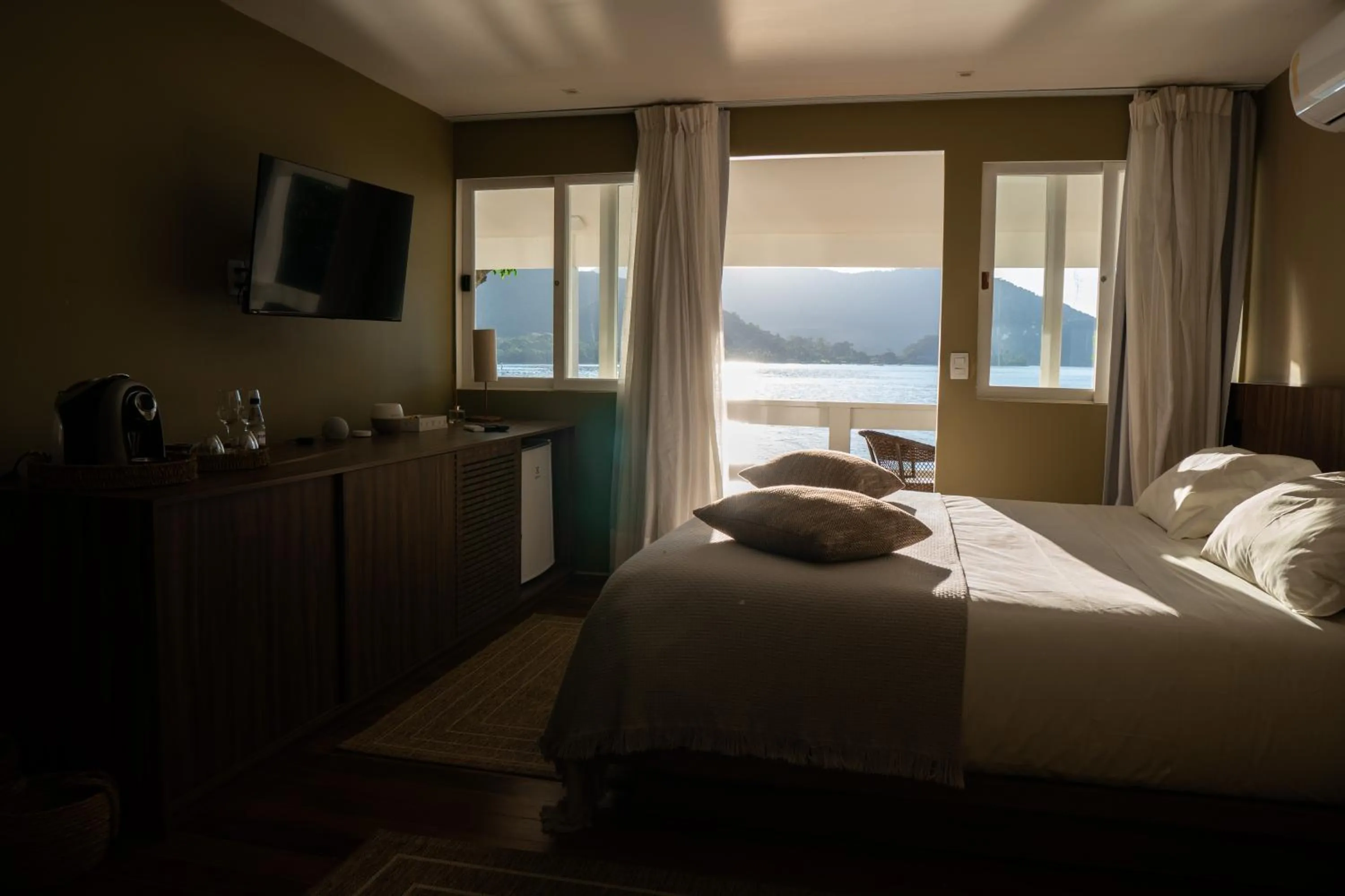 View (from property/room), Bed in Pousada Papiro Boutique