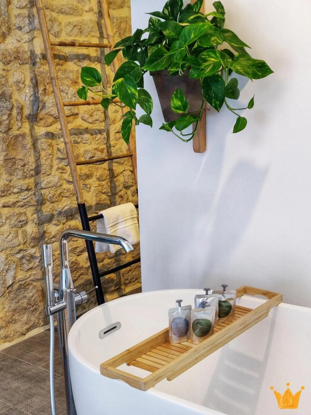 Bathroom in Estafête