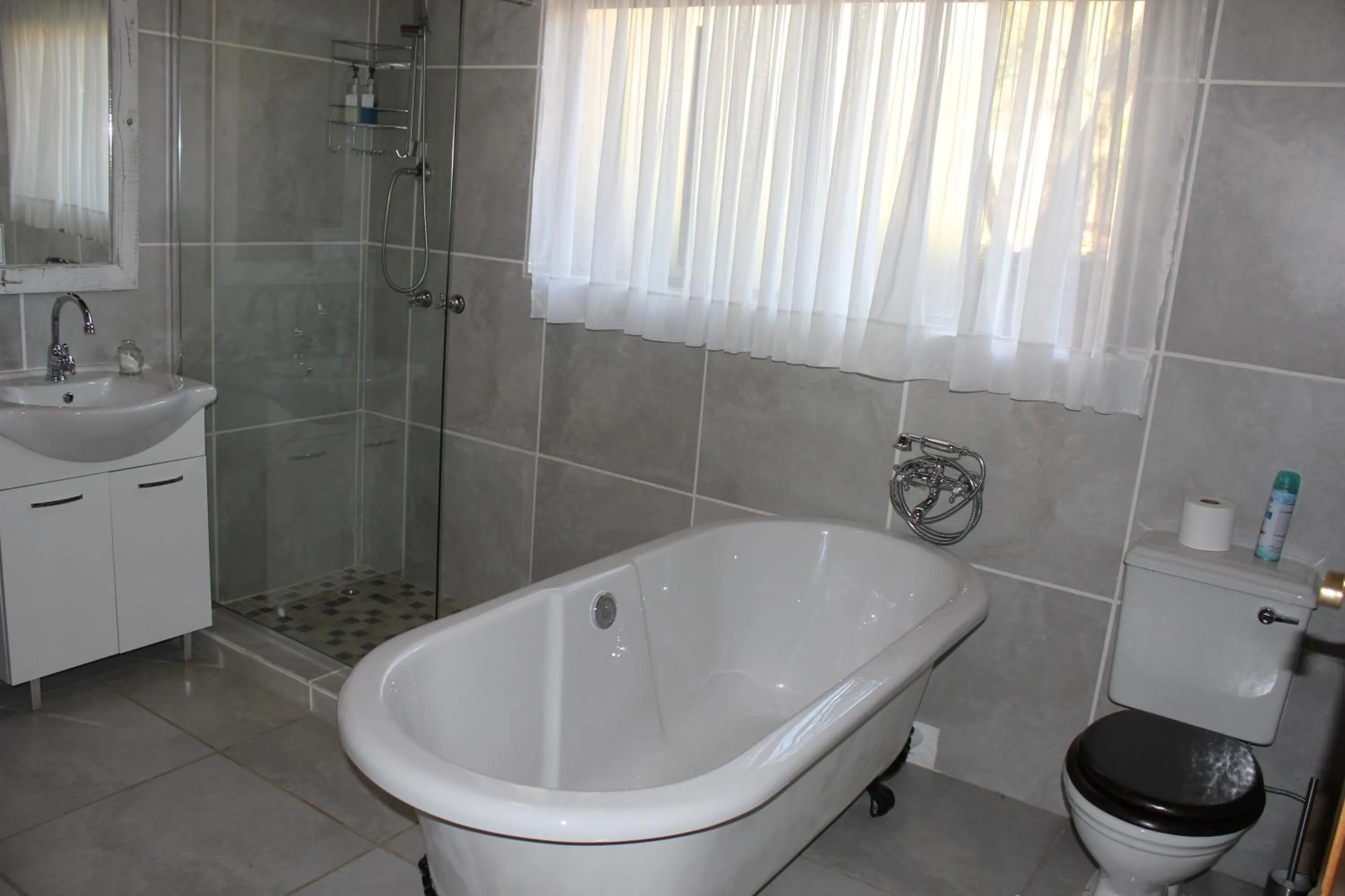 Bathroom in The Sabie Town House Guest Lodge