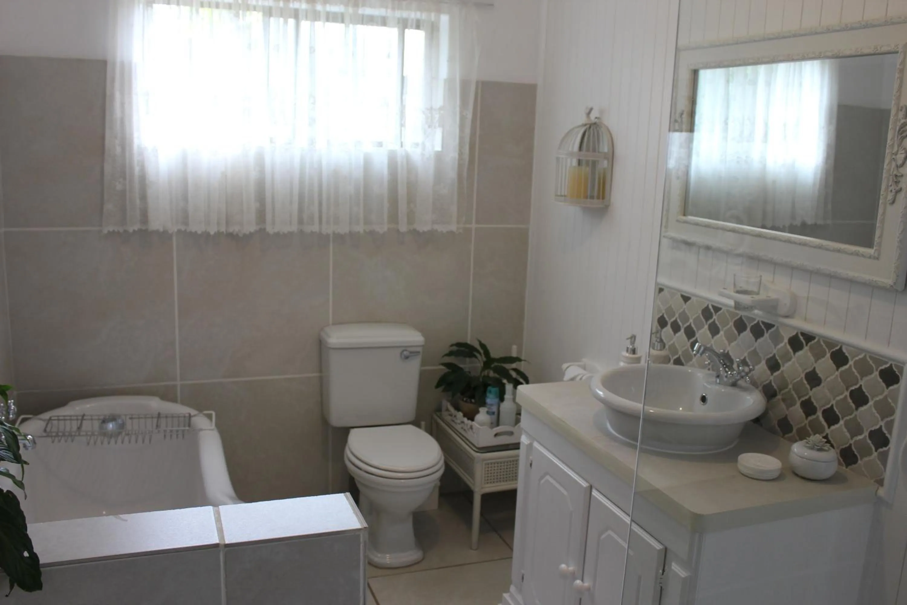 Bathroom in The Sabie Town House Guest Lodge