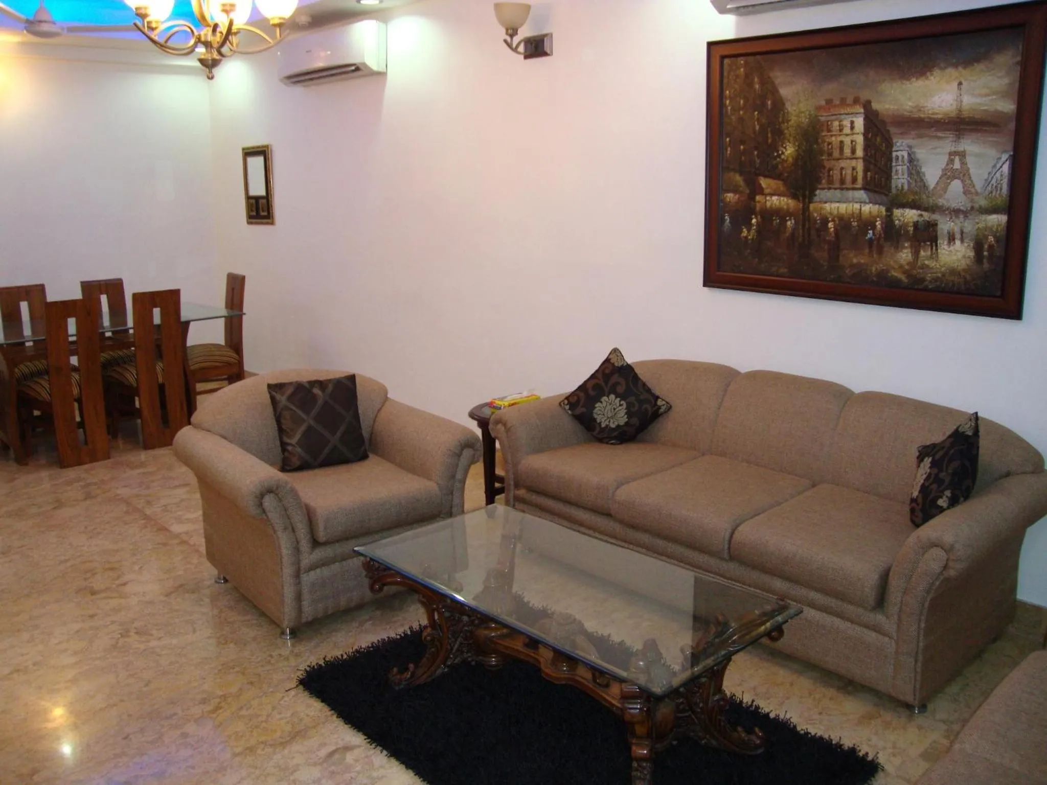 Skylink Suites Bed & Breakfast