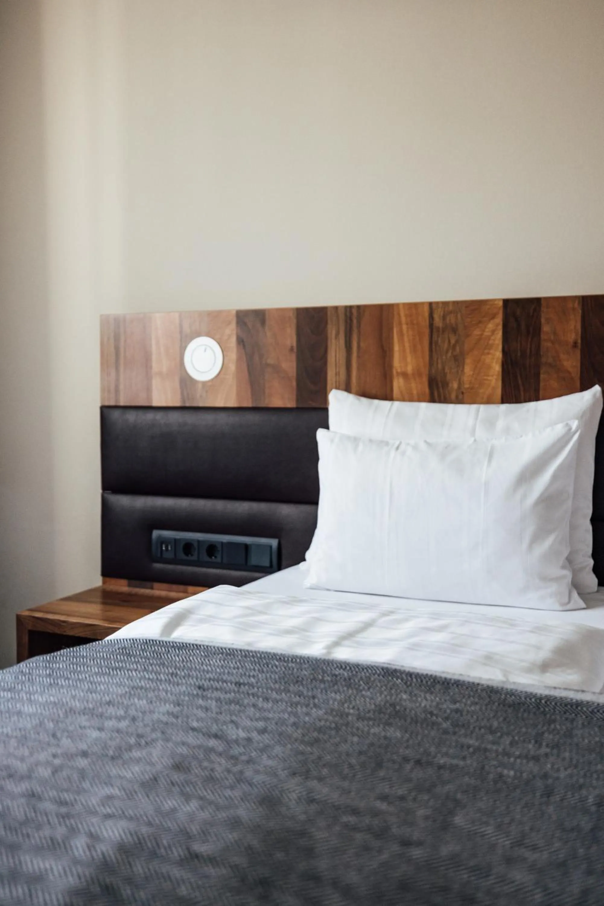 Bed in Hotel Grauer Bär