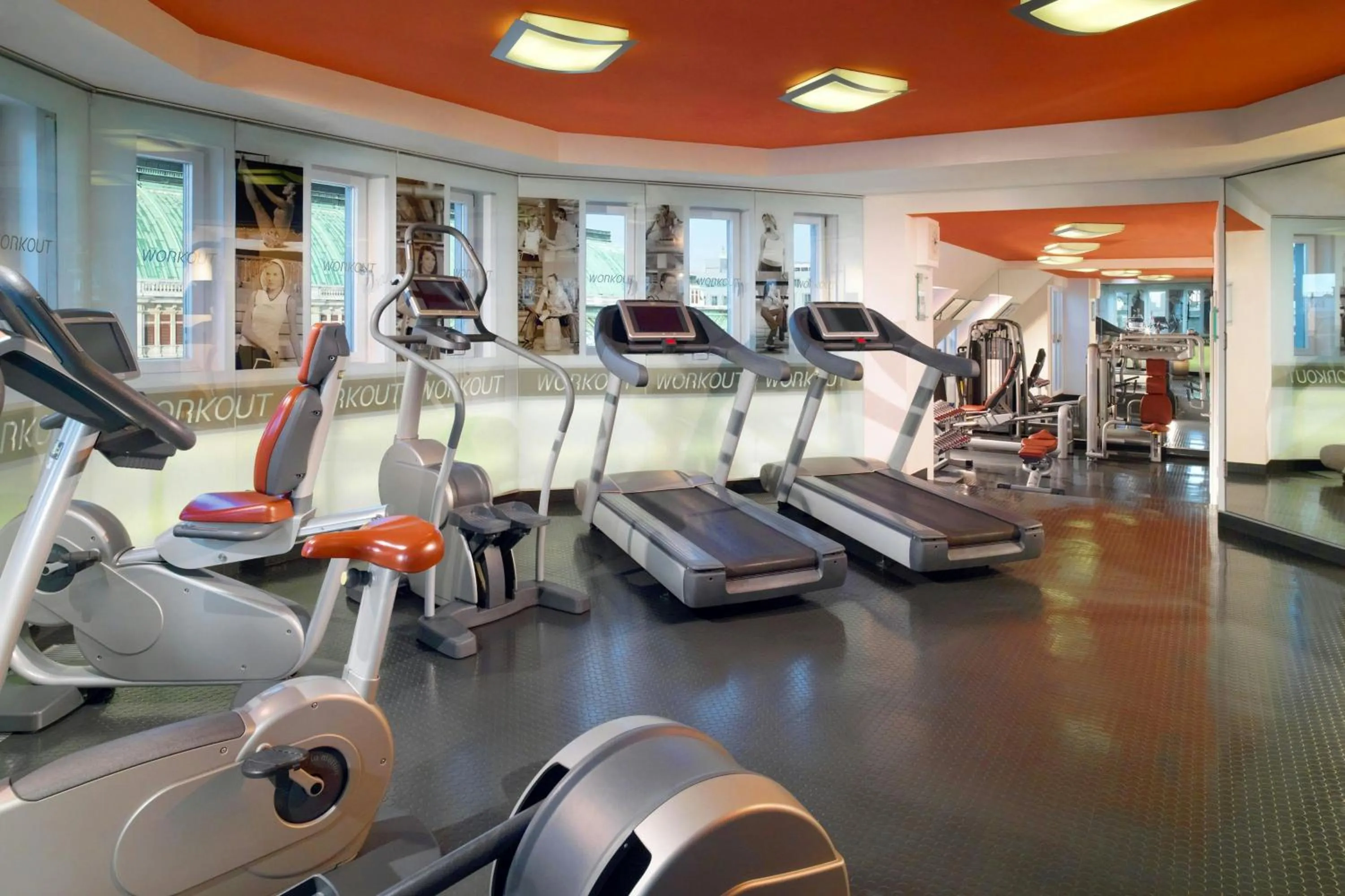 Fitness centre/facilities in Hotel Bristol, a Luxury Collection Hotel, Vienna