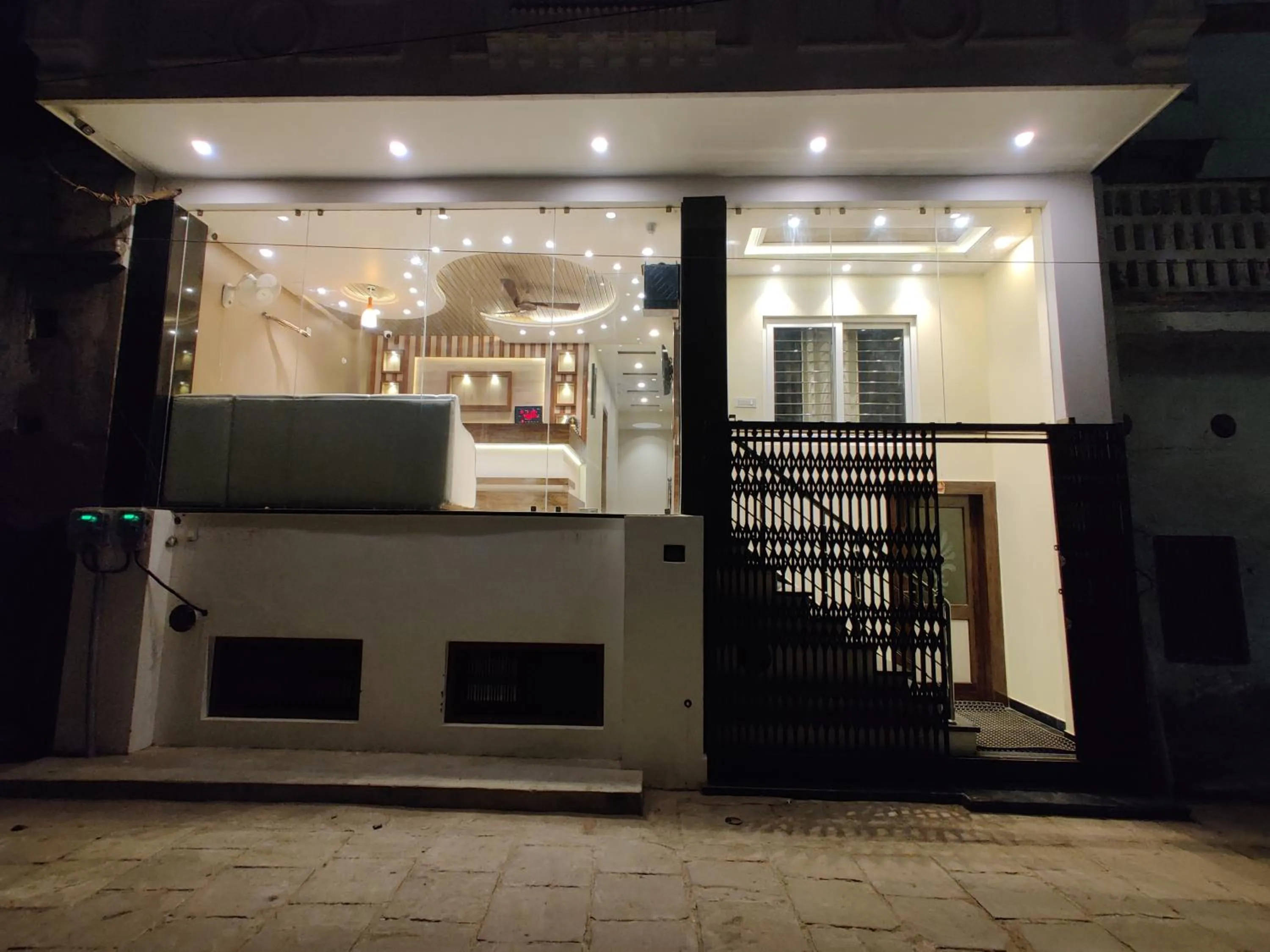 Property building in Hotel City Palace