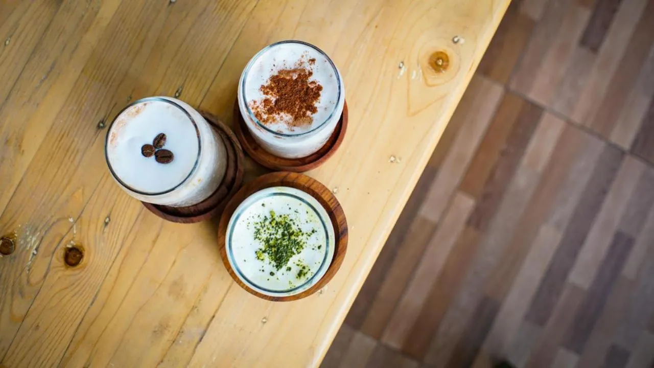 Restaurant/places to eat in Guest House 555 NKI