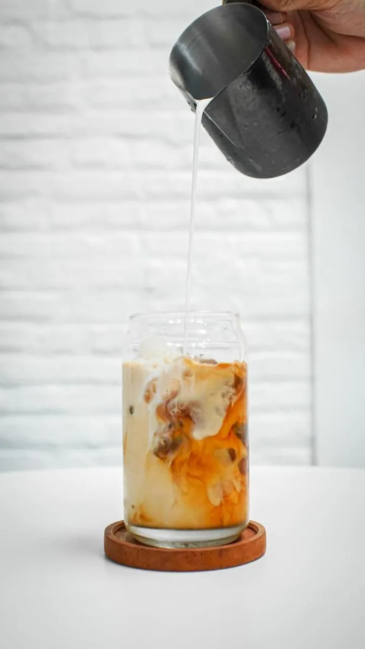 Restaurant/places to eat in Guest House 555 NKI