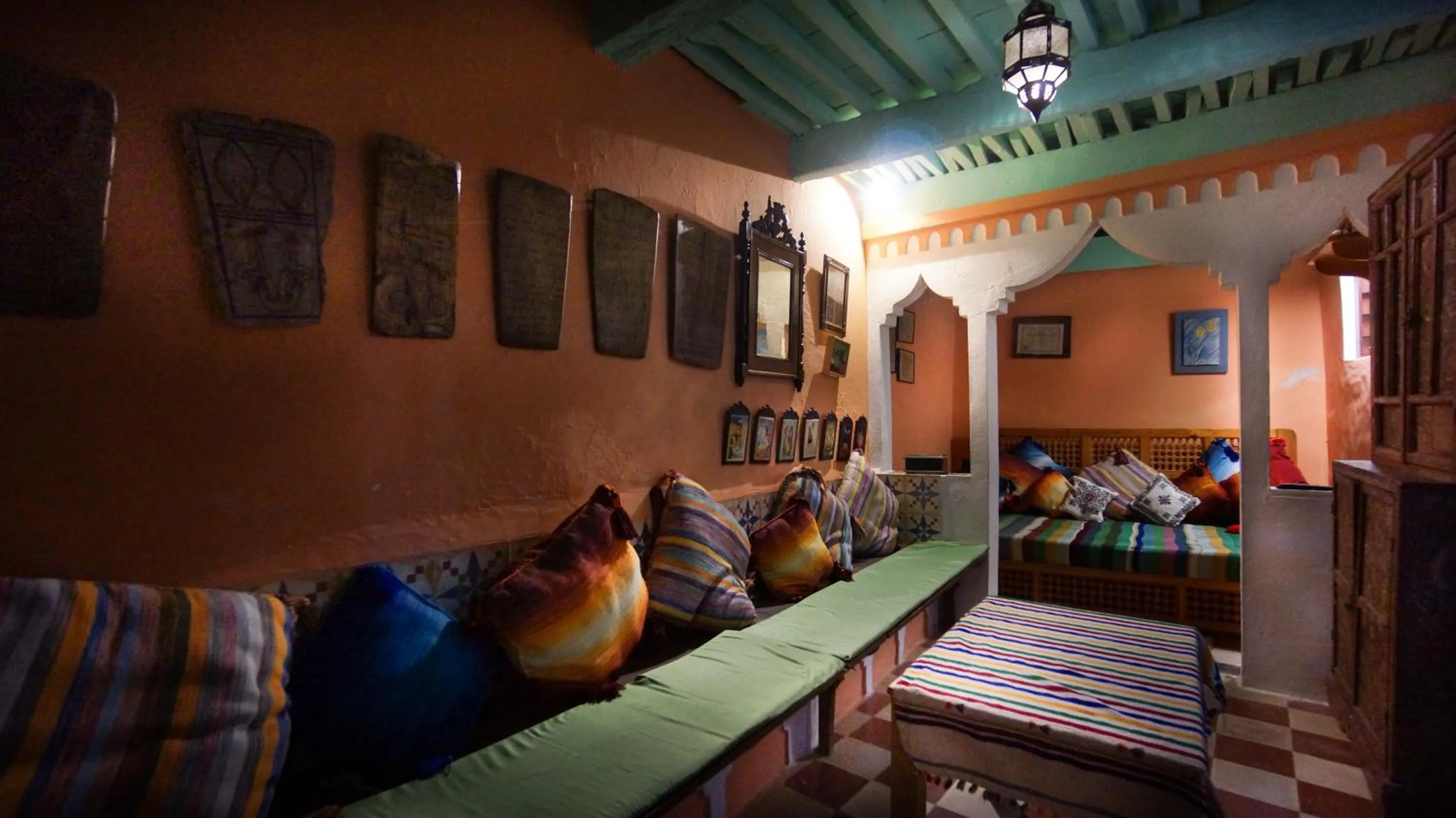 Communal lounge/ TV room in Hotel Casa Miguel