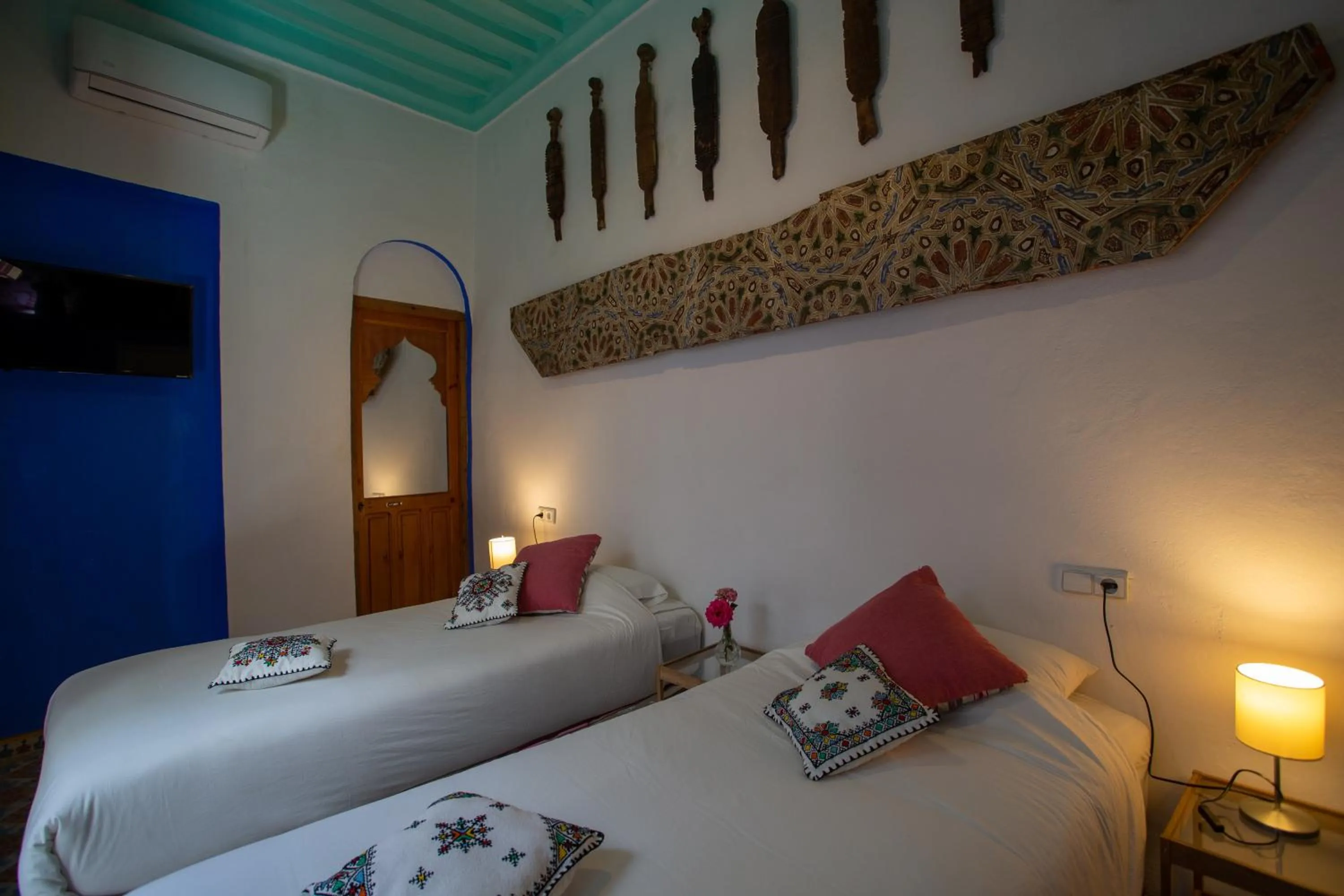 Property building, Bed in Hotel Casa Miguel