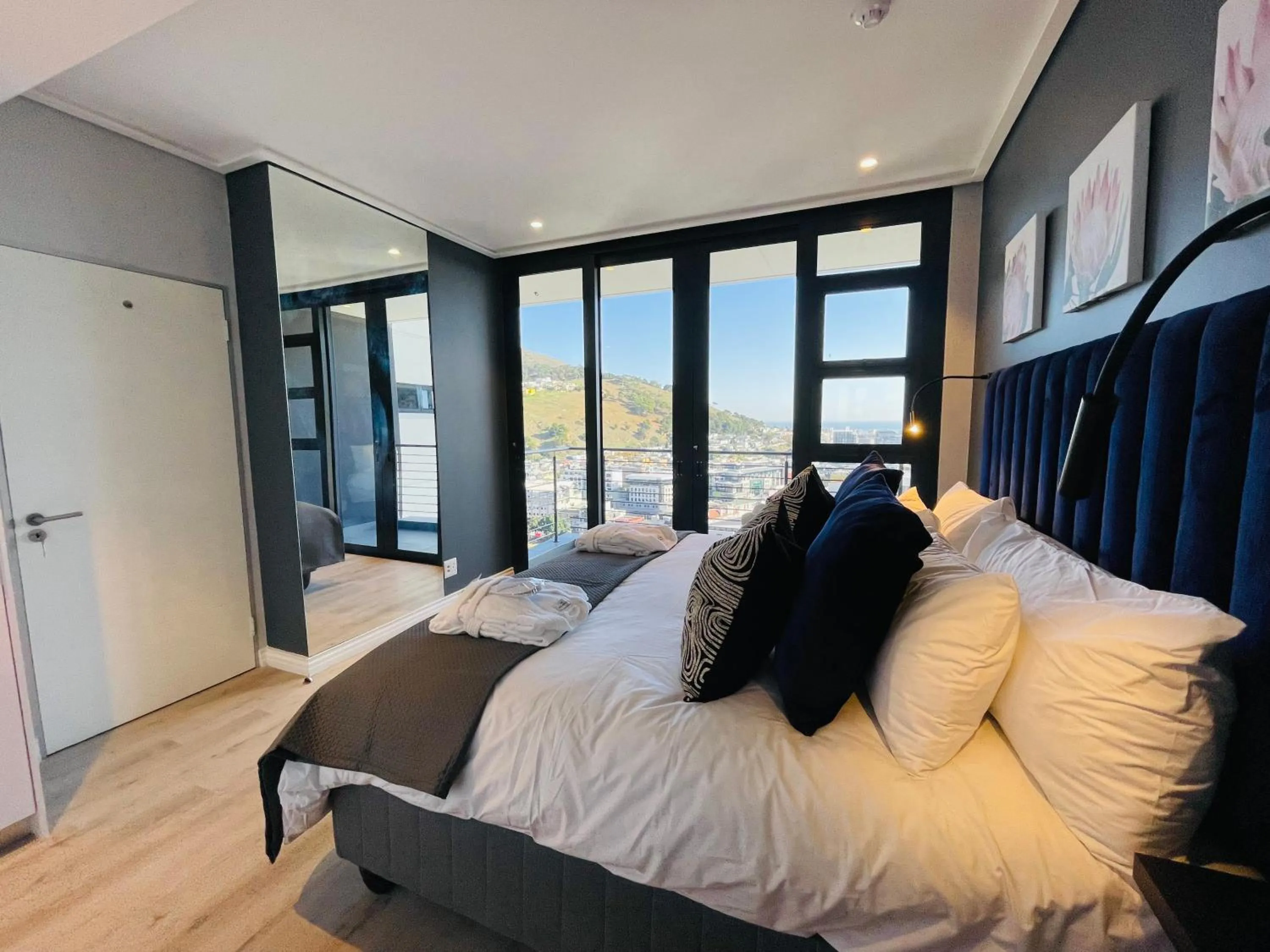 Bedroom, Bed in Urban Elephant 16 On Bree