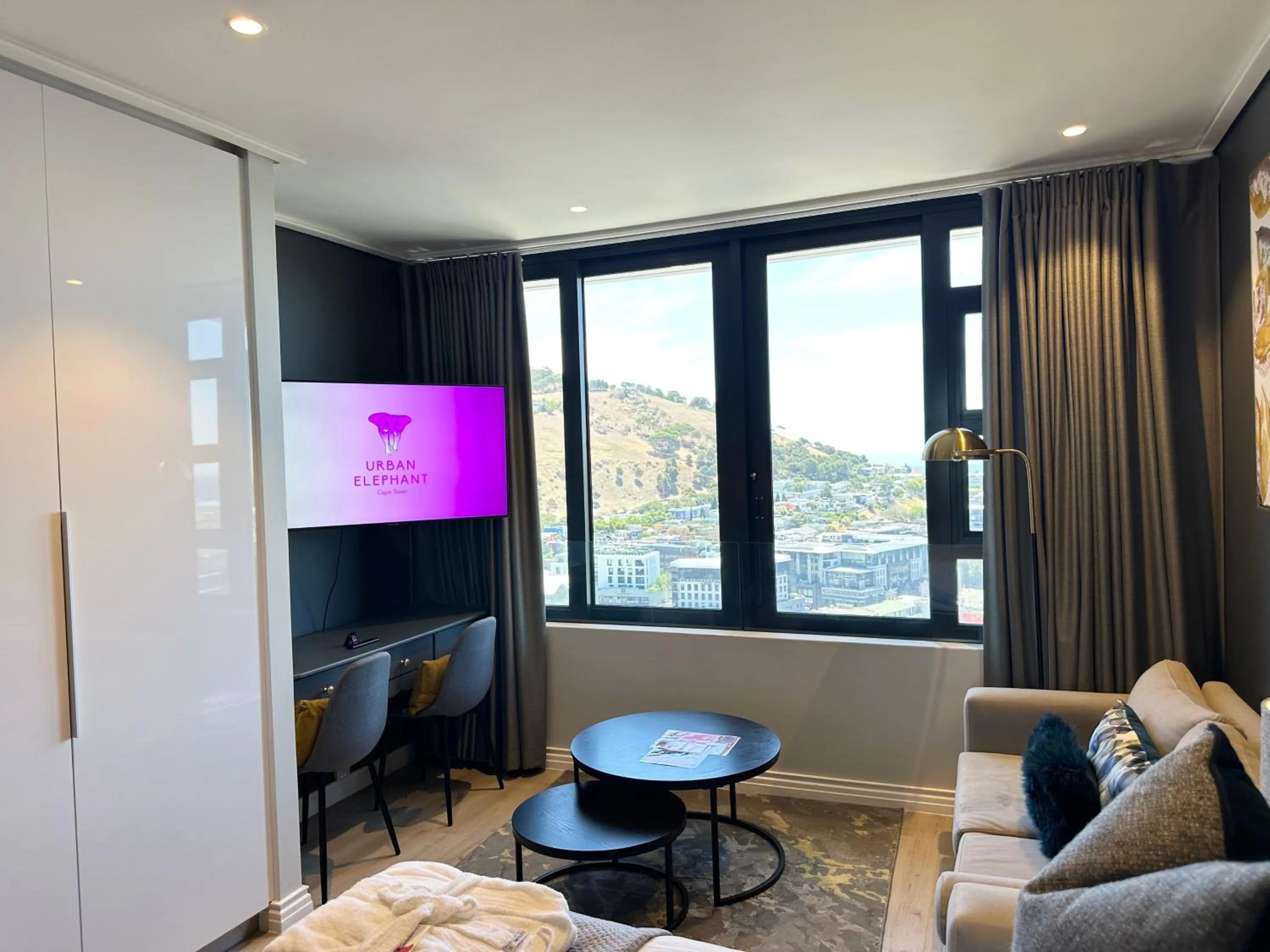 Seating area in Urban Elephant 16 On Bree