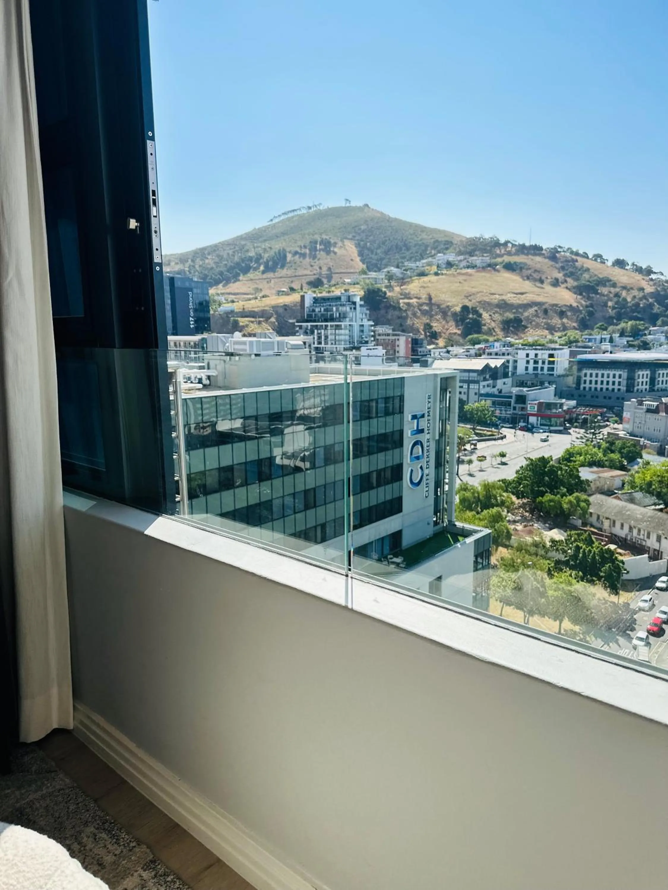 City view in Urban Elephant 16 On Bree