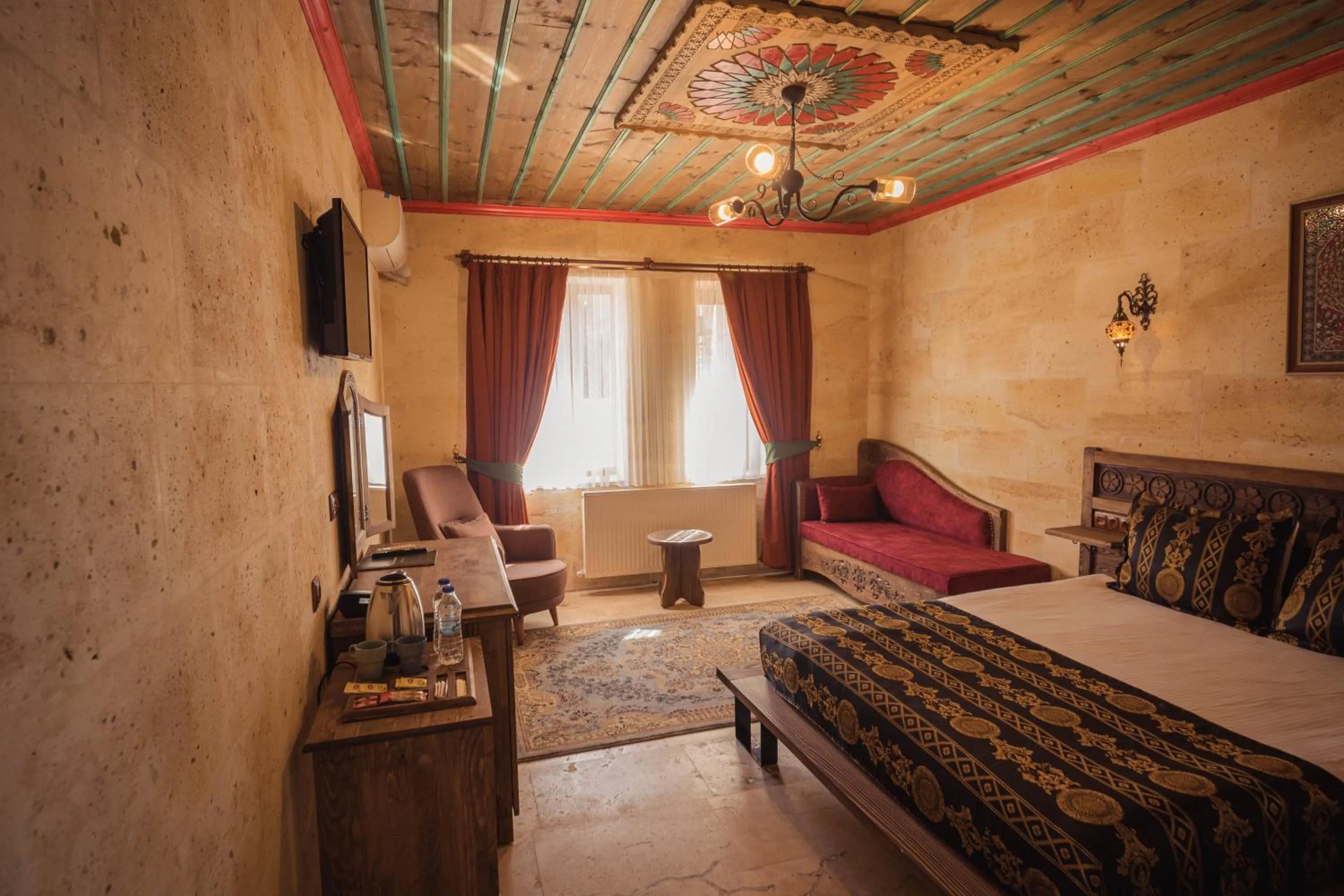 Bed in Olivia Cave Hotel