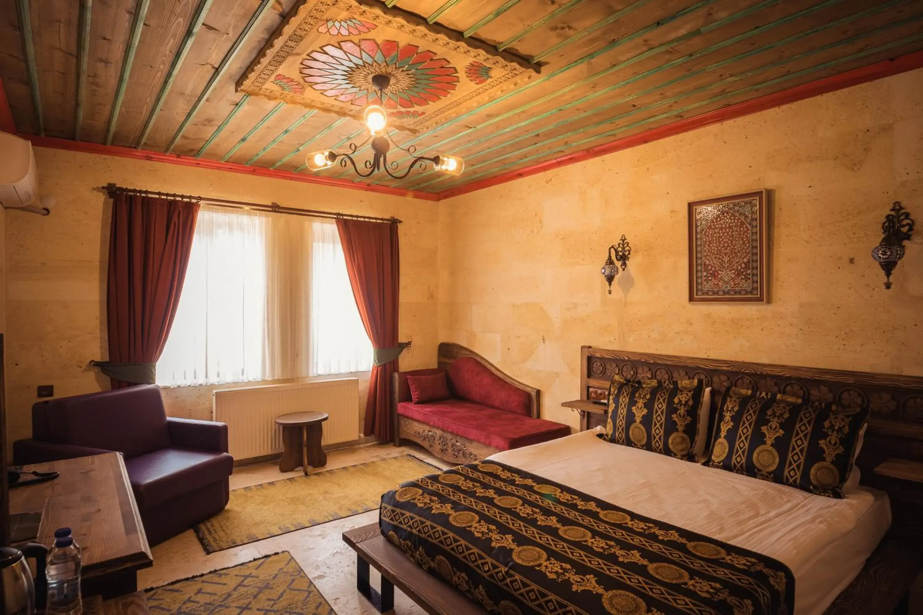 Family Room in Olivia Cave Hotel Family Room in Olivia Cave Hotel