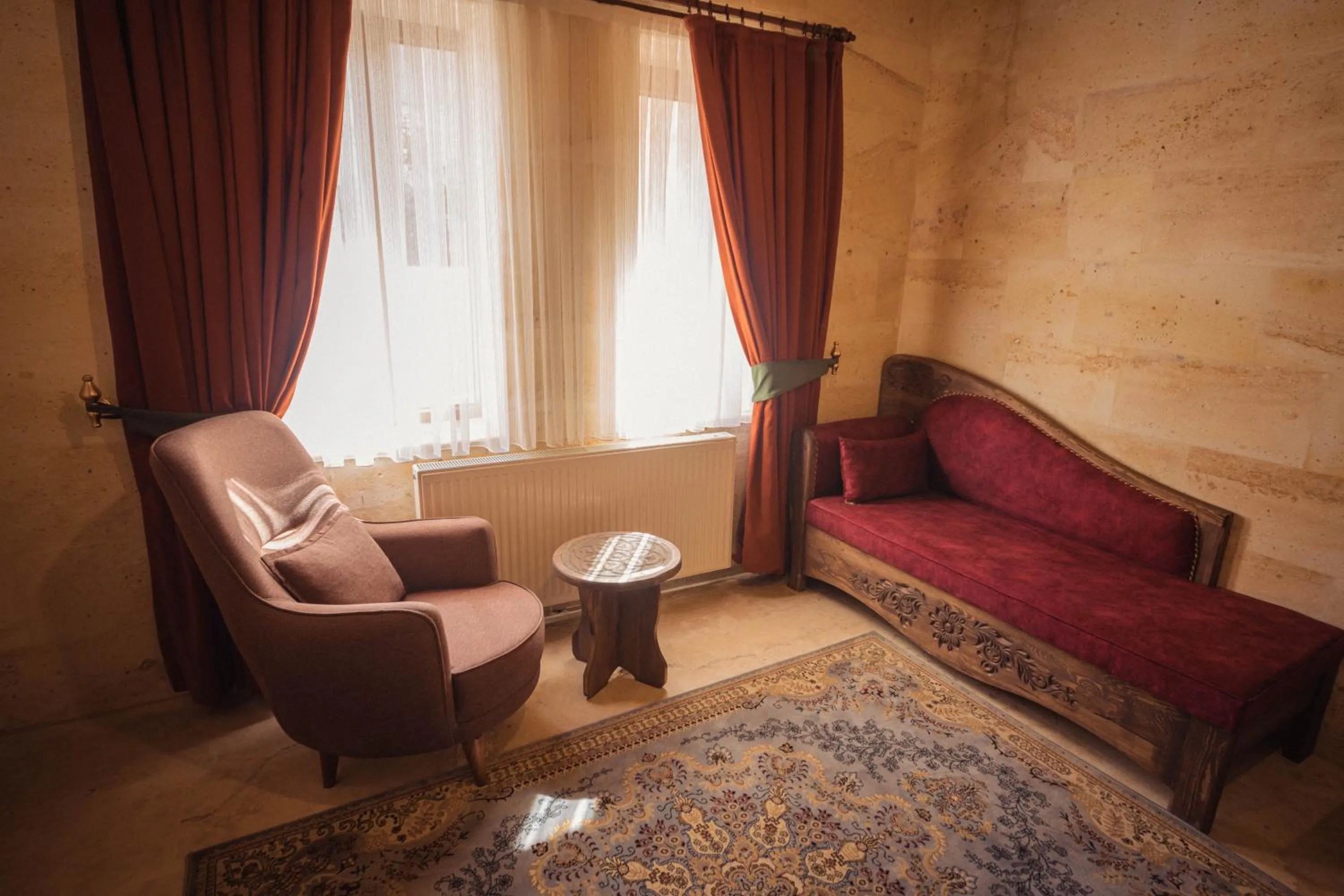 Living room in Olivia Cave Hotel