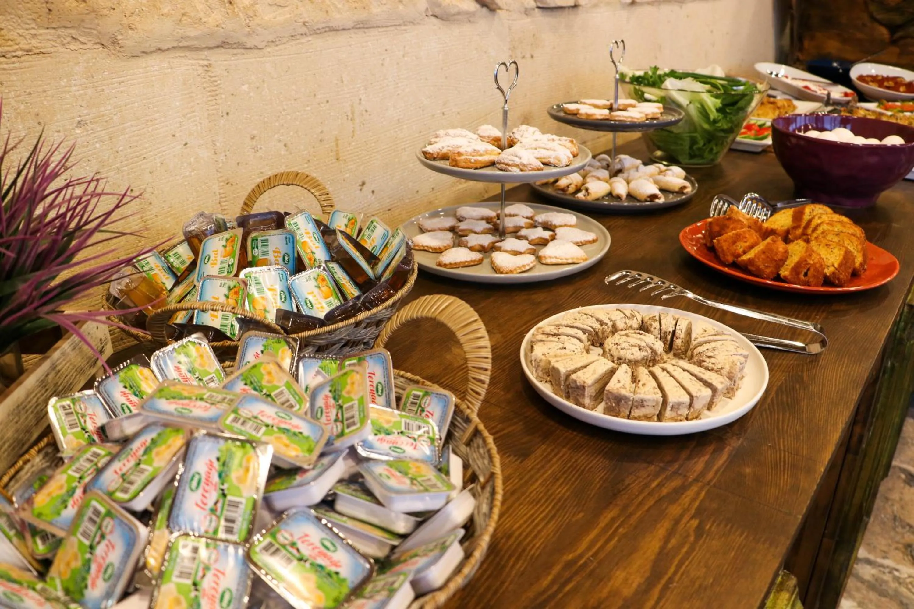 Breakfast in Olivia Cave Hotel