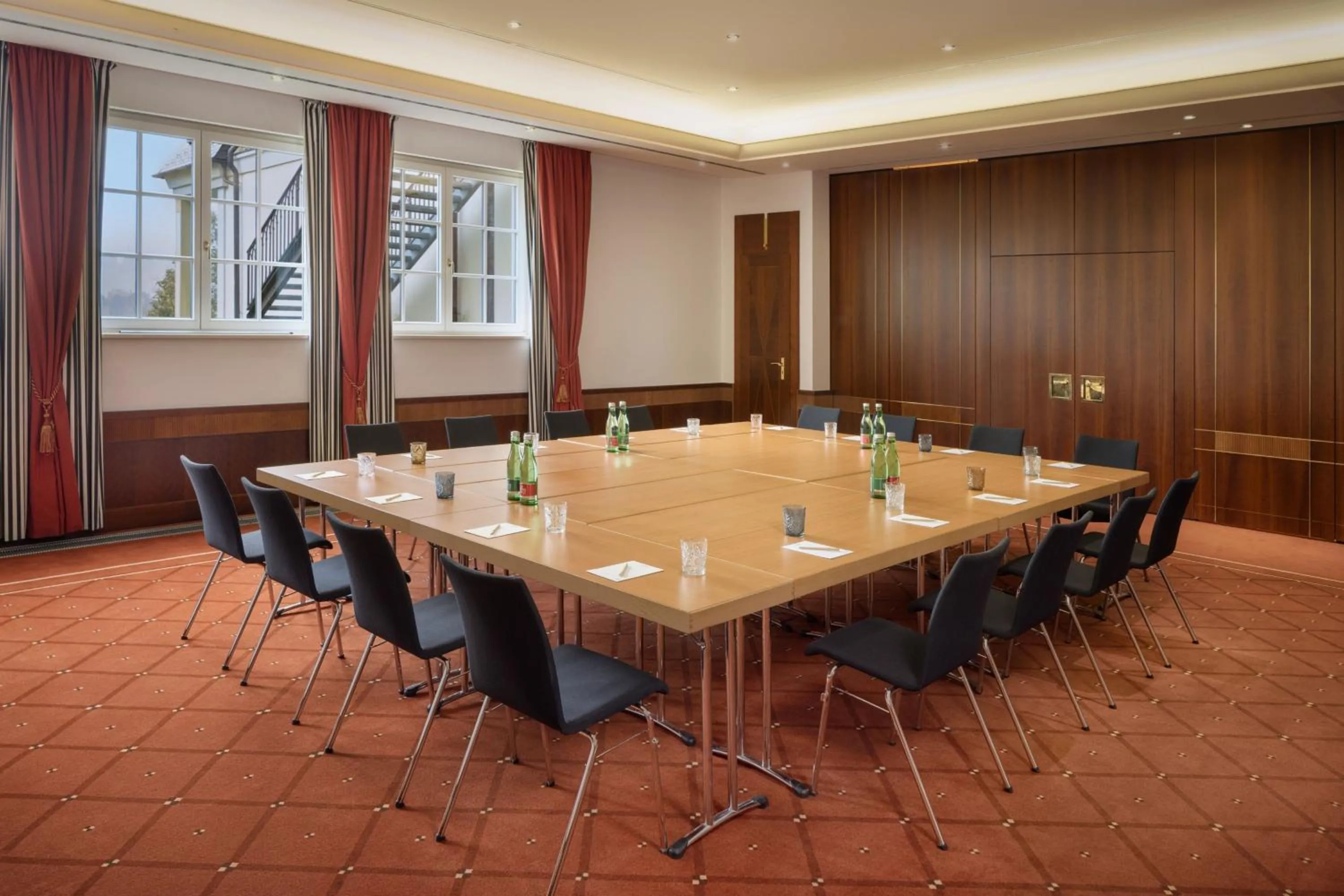 Meeting/conference room in Arabella Jagdhof Resort am Fuschlsee, a Tribute Portfolio Hotel