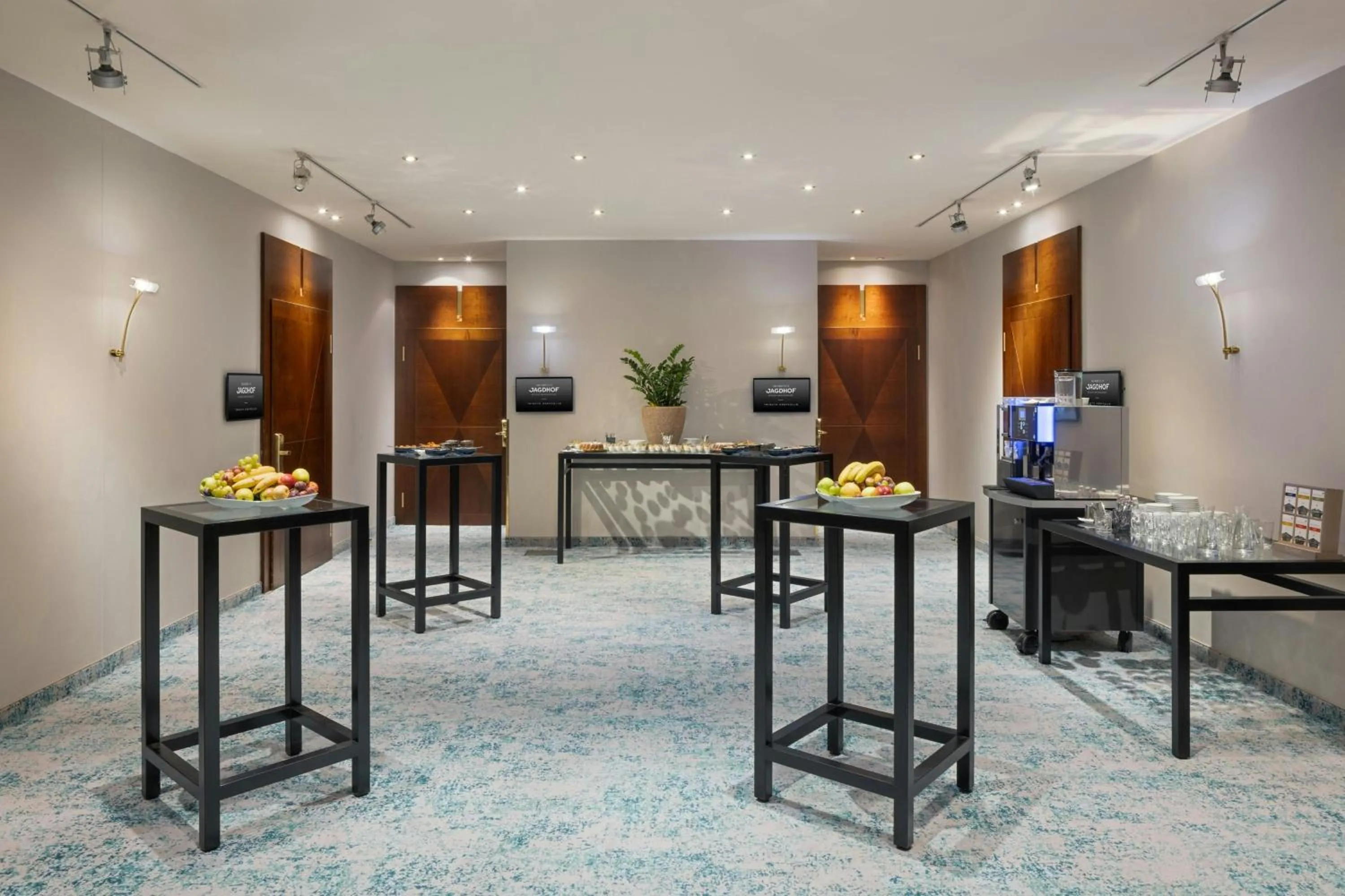 Meeting/conference room in Arabella Jagdhof Resort am Fuschlsee, a Tribute Portfolio Hotel