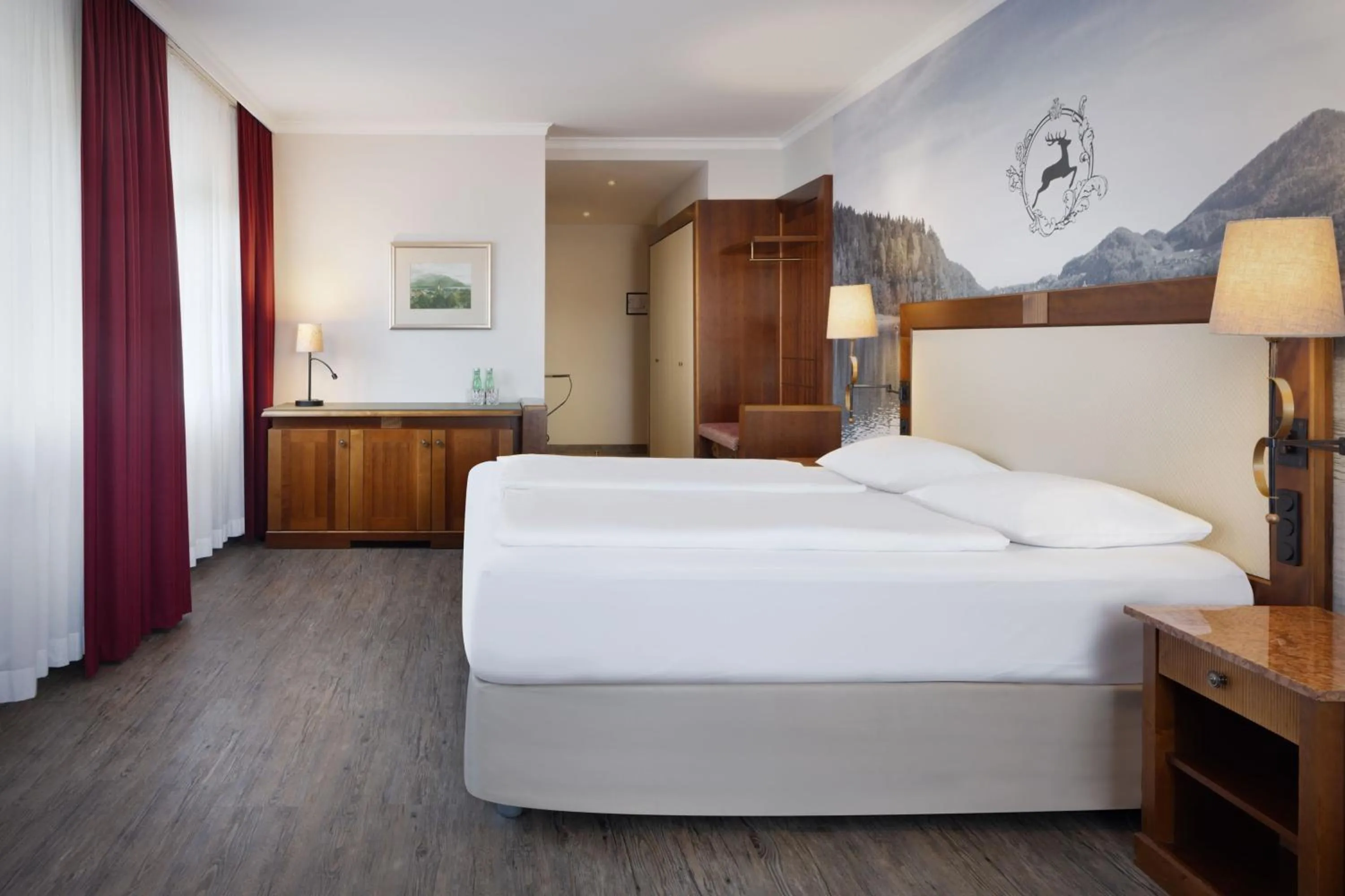 Photo of the whole room, Bed in Arabella Jagdhof Resort am Fuschlsee, a Tribute Portfolio Hotel