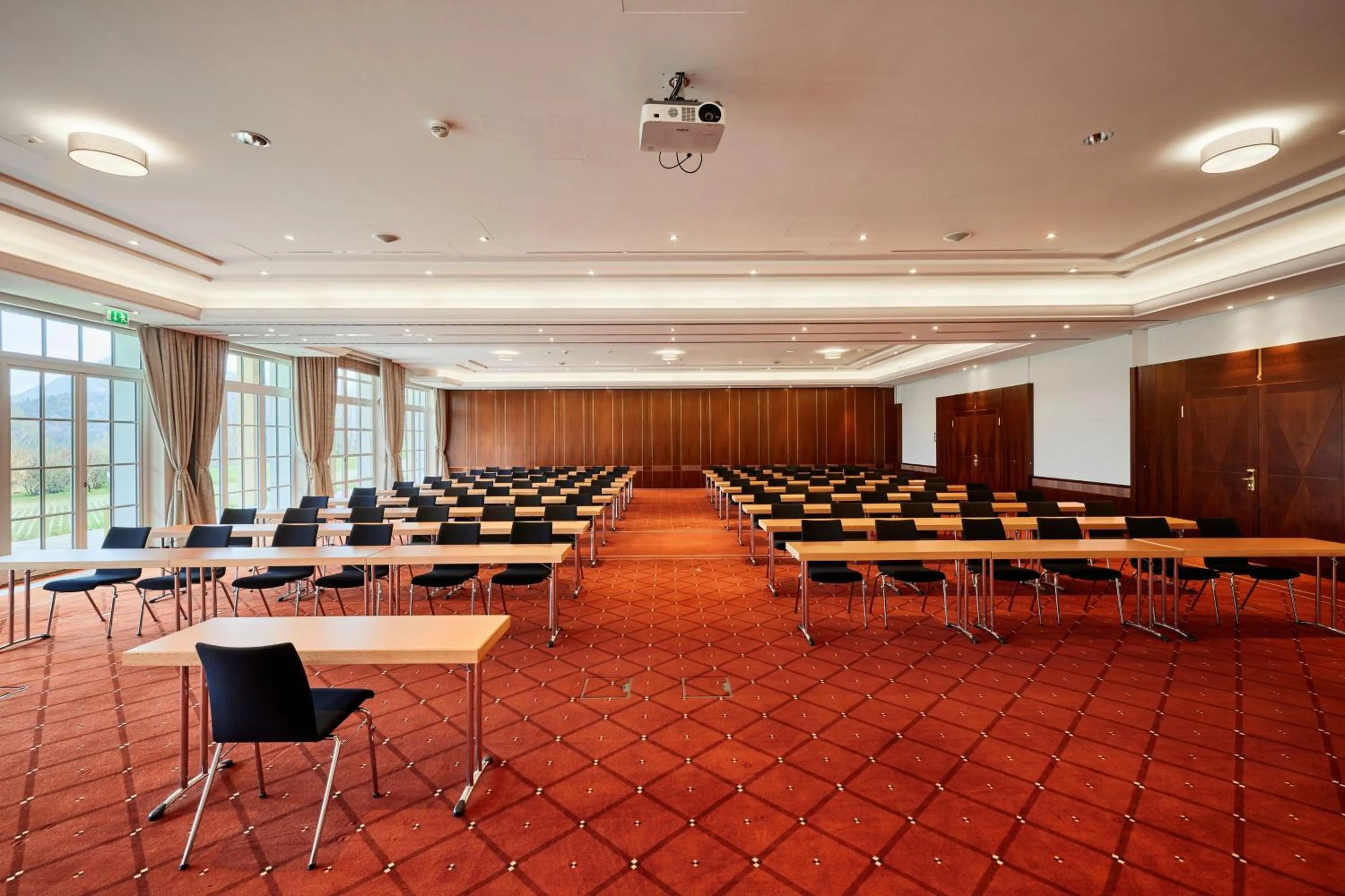 Meeting/conference room in Arabella Jagdhof Resort am Fuschlsee, a Tribute Portfolio Hotel