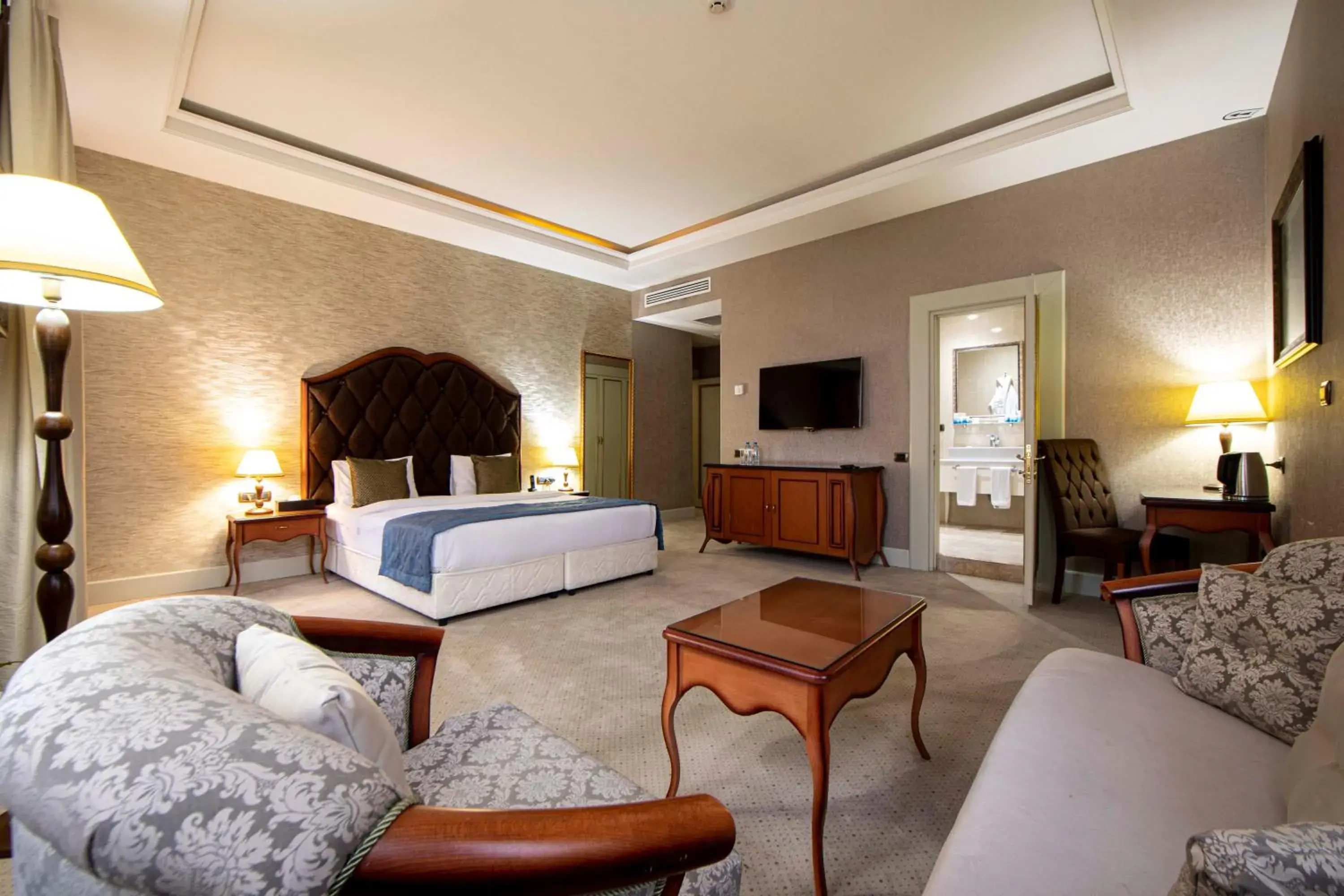 Deluxe Double or Twin Room - single occupancy in Sapphire Inn Hotel Deluxe Double or Twin Room - single occupancy in Sapphire Inn Hotel