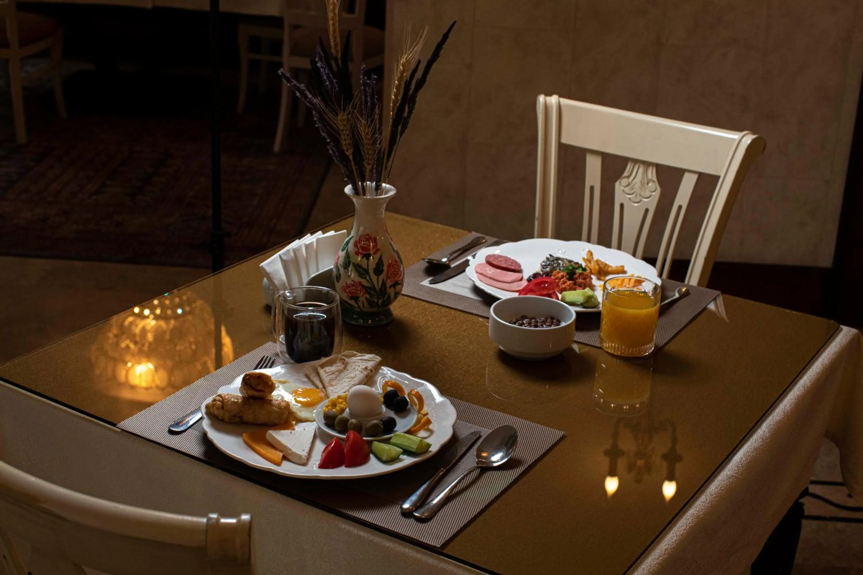 Breakfast in Sapphire Inn Hotel