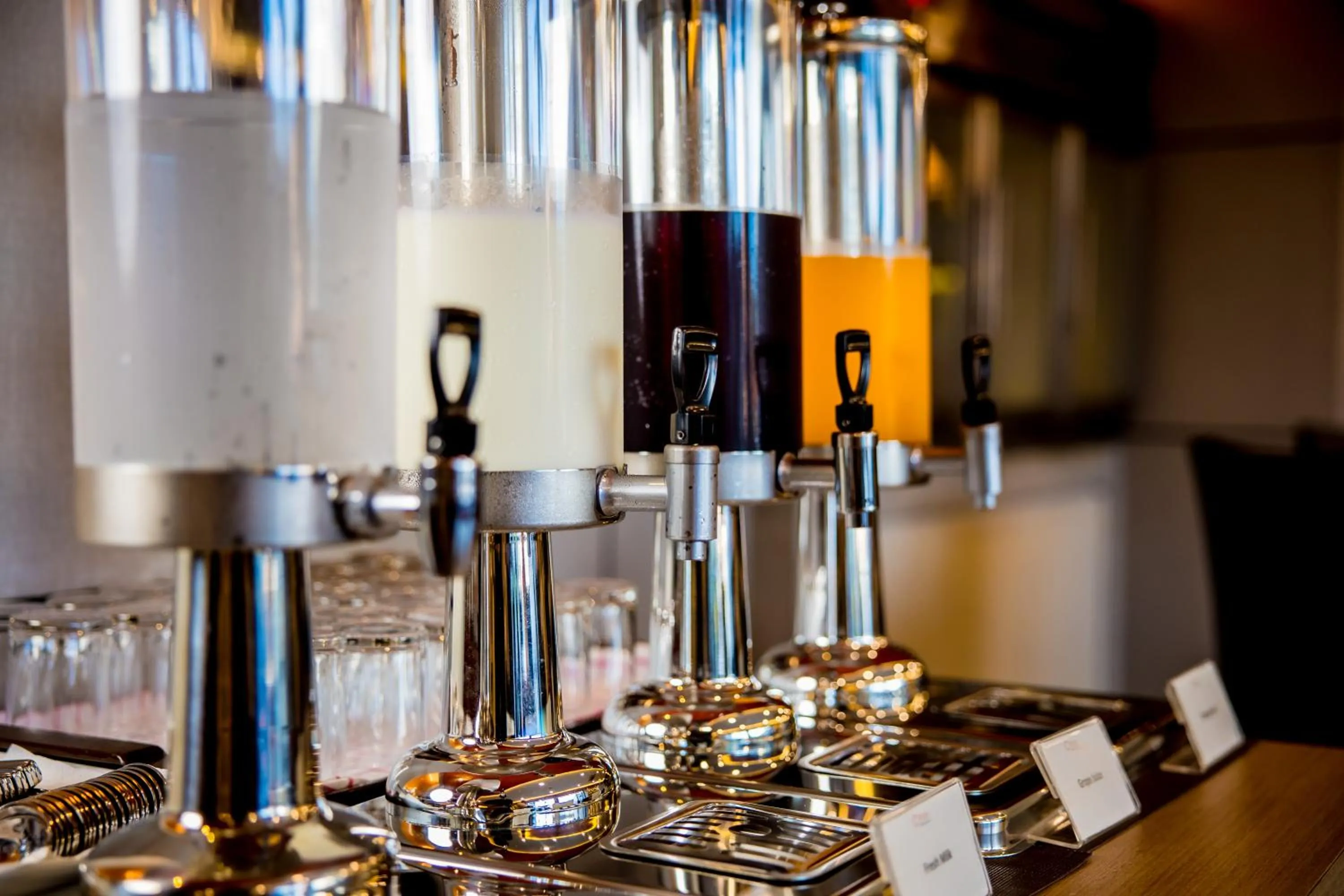 Restaurant/places to eat in Citrus Patong Hotel by Compass Hospitality