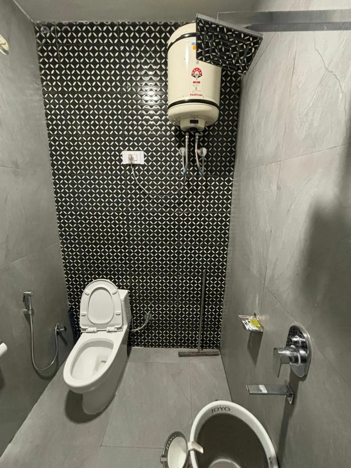 Bathroom in The Trippy Tribe