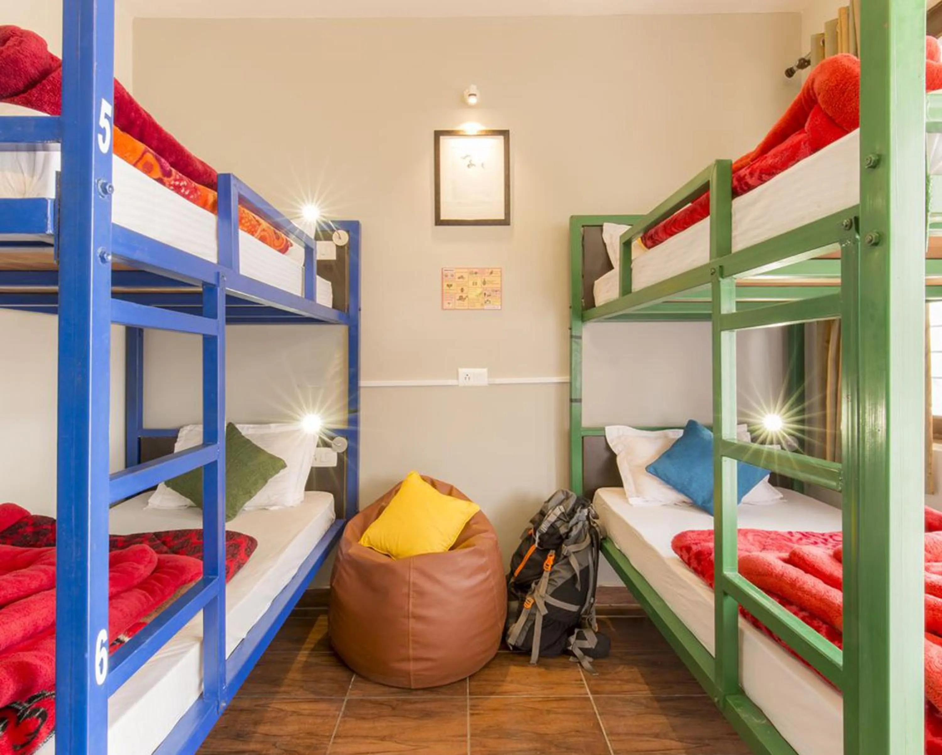 bunk bed, Bed in The Trippy Tribe