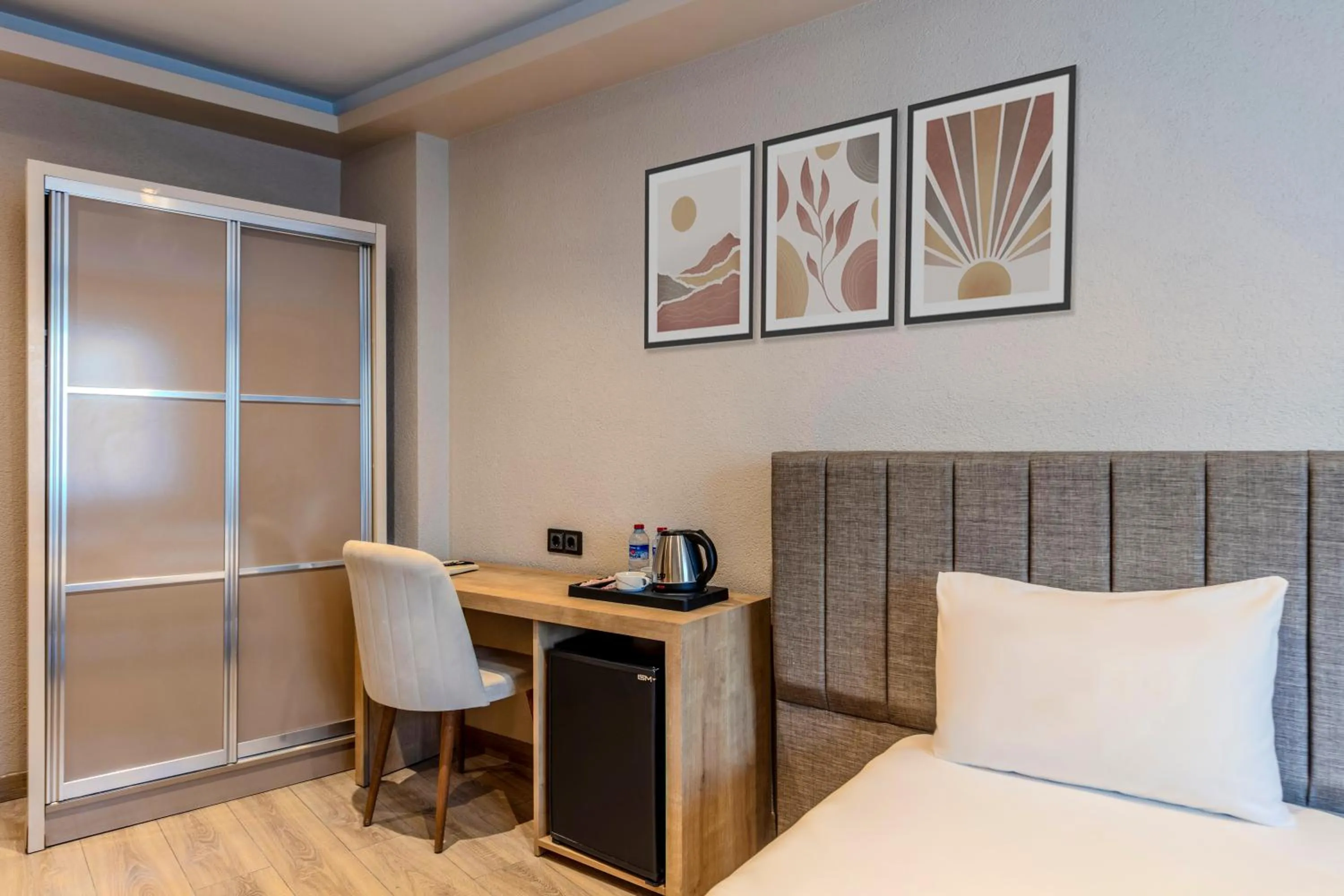 Coffee/tea facilities, Bed in EViM HOTEL ÇORLU