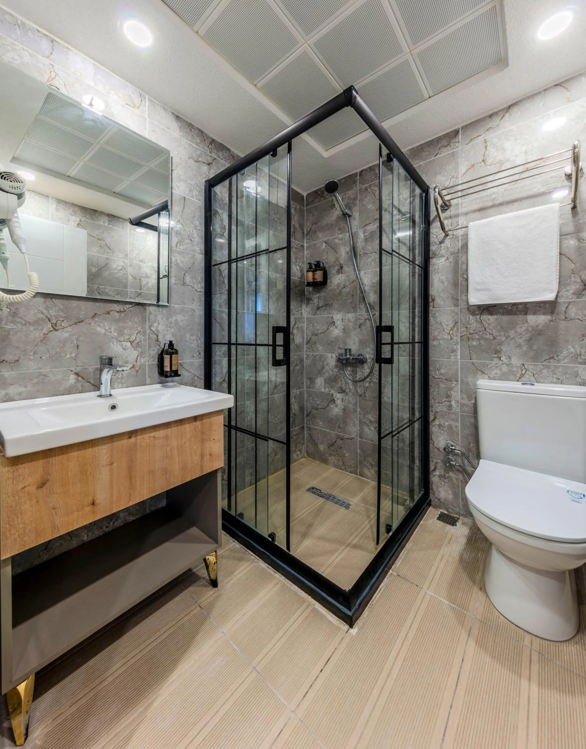 Shower in EViM HOTEL ÇORLU