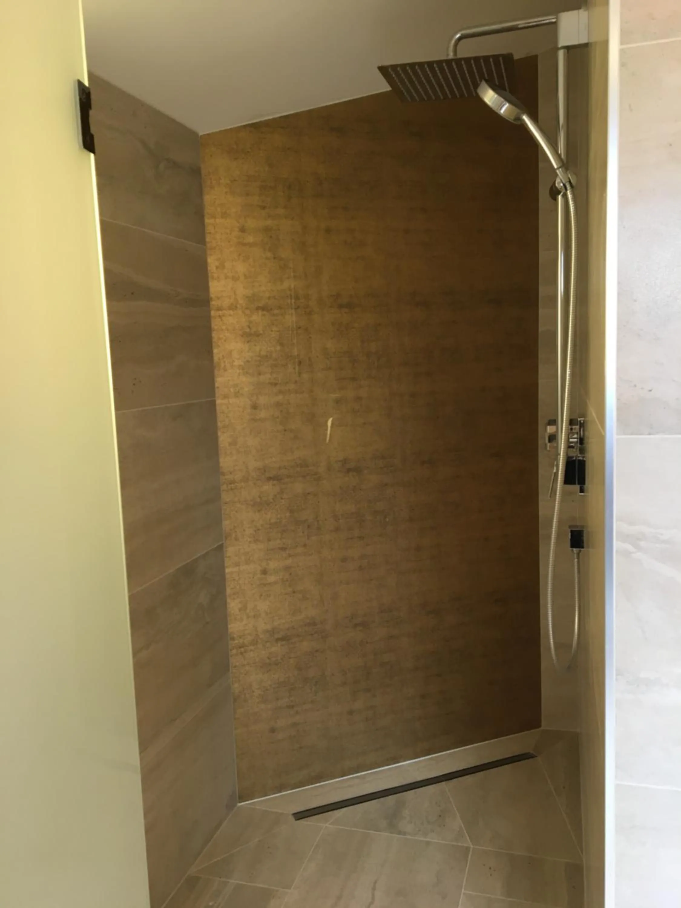 Bathroom in Hotel Tyrolis