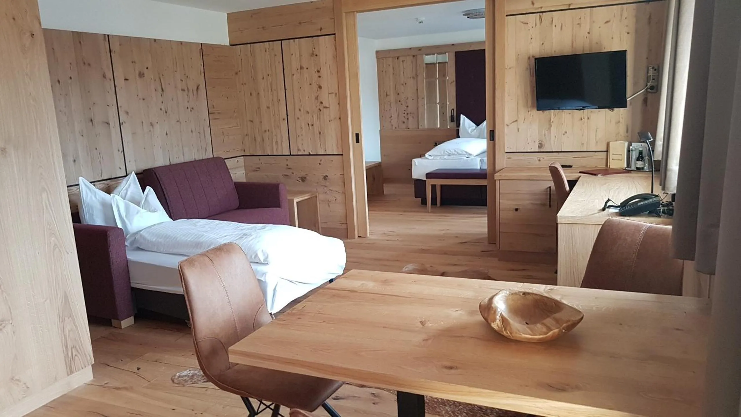 Bed in Hotel Tyrolis