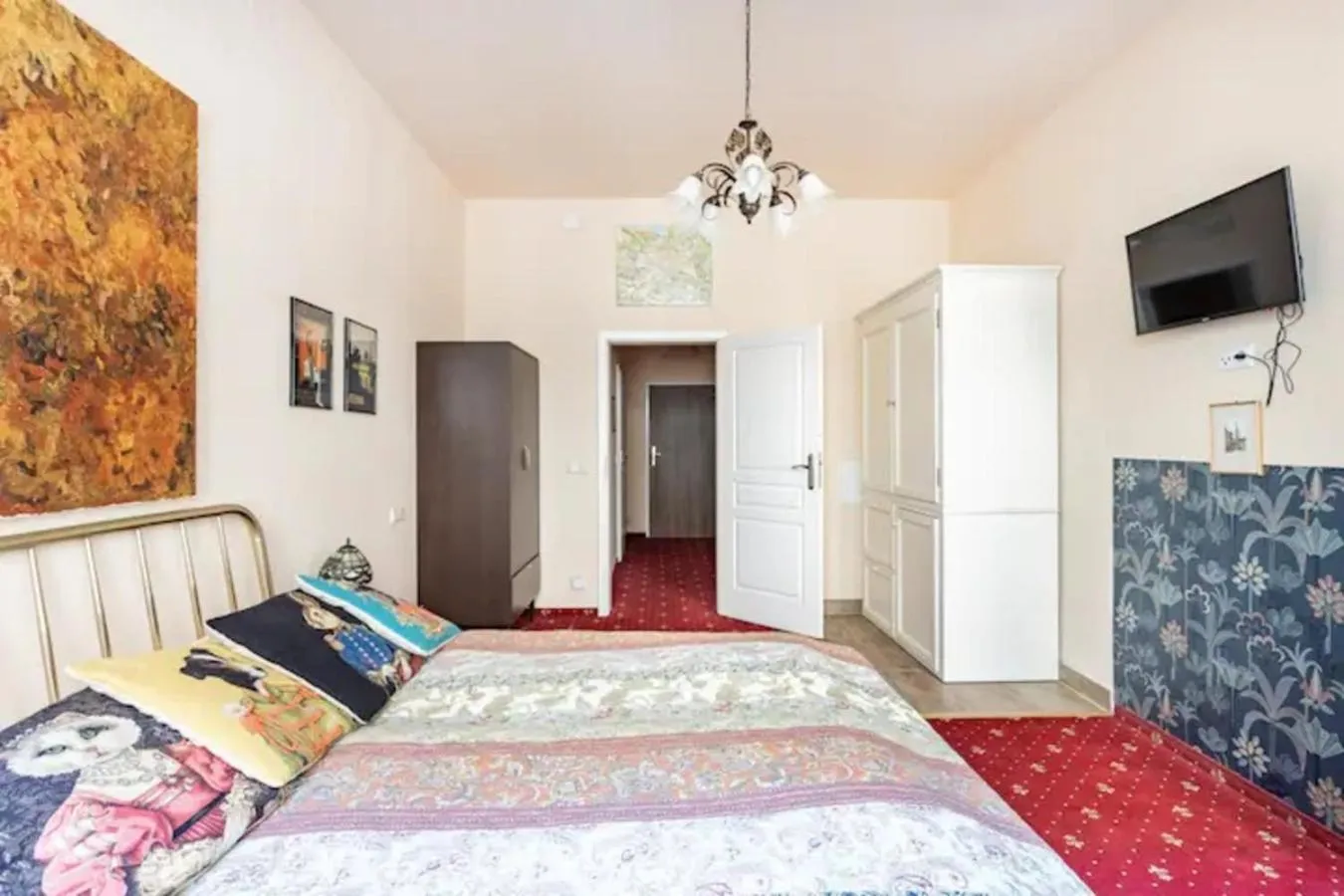 Photo of the whole room, Bed in Altwienerhof Boutique Hotel