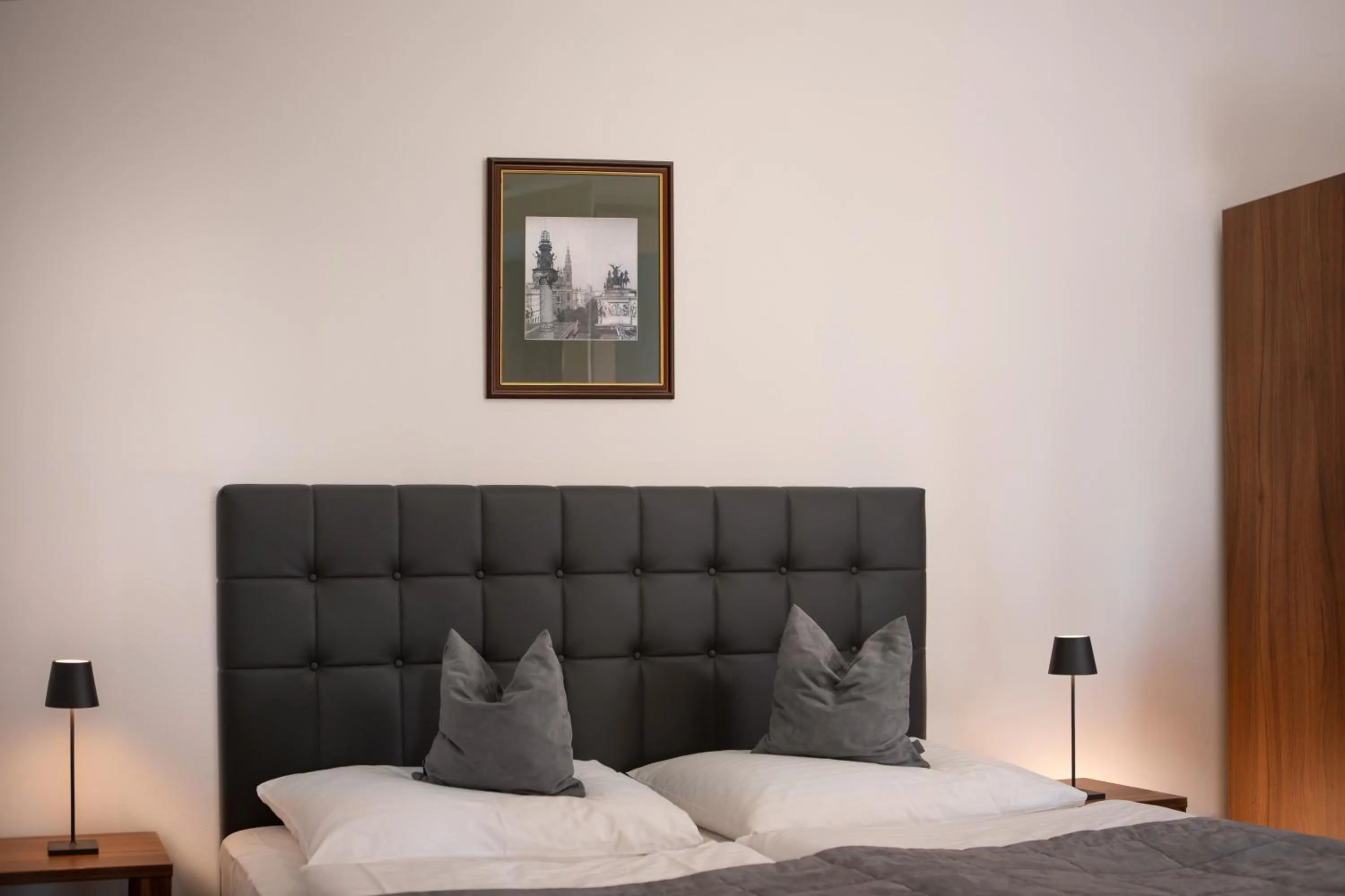 Photo of the whole room, Bed in Hotel Bergwirt Schönbrunn