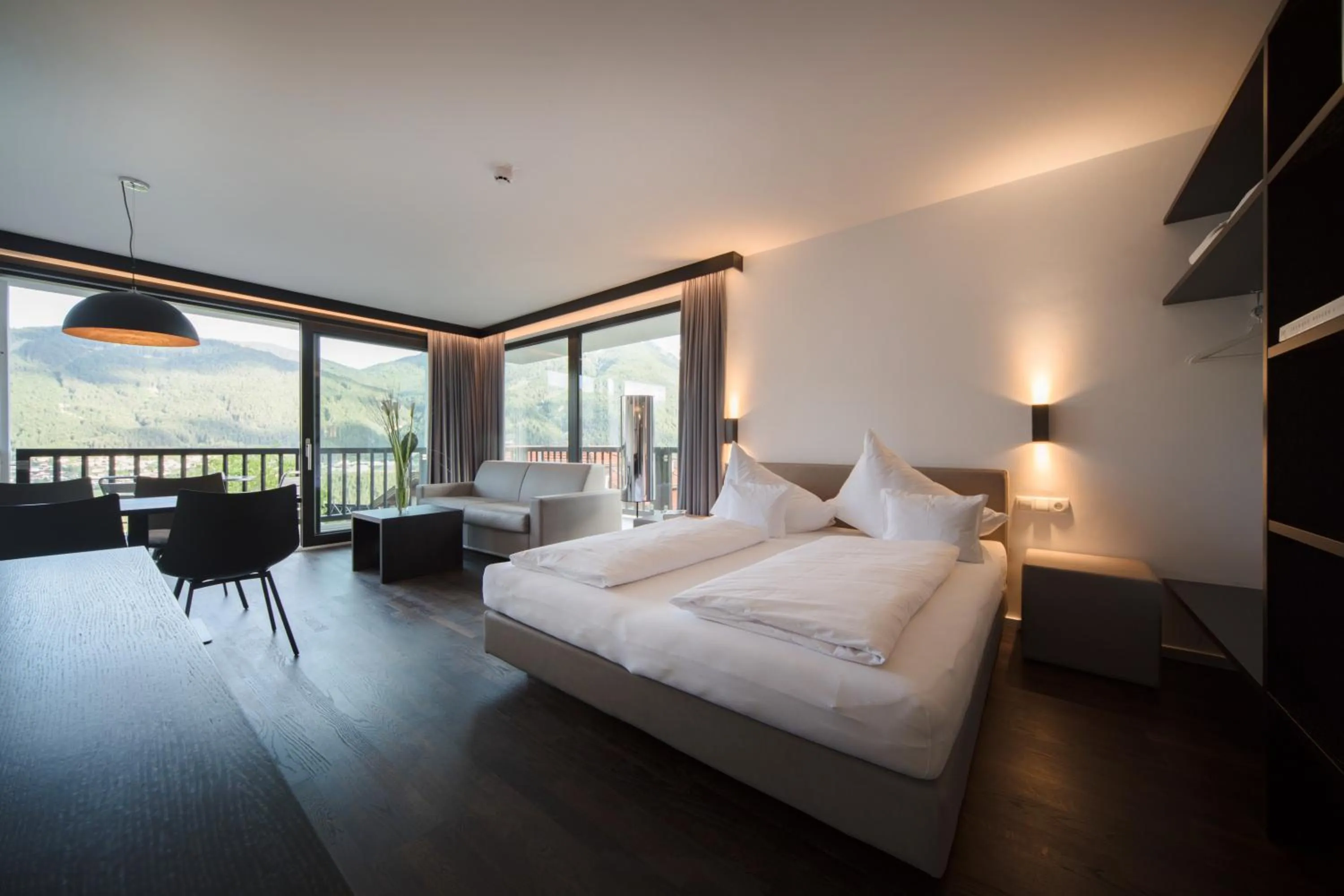 Photo of the whole room, Bed in Hotel & Appartements Oberhofer