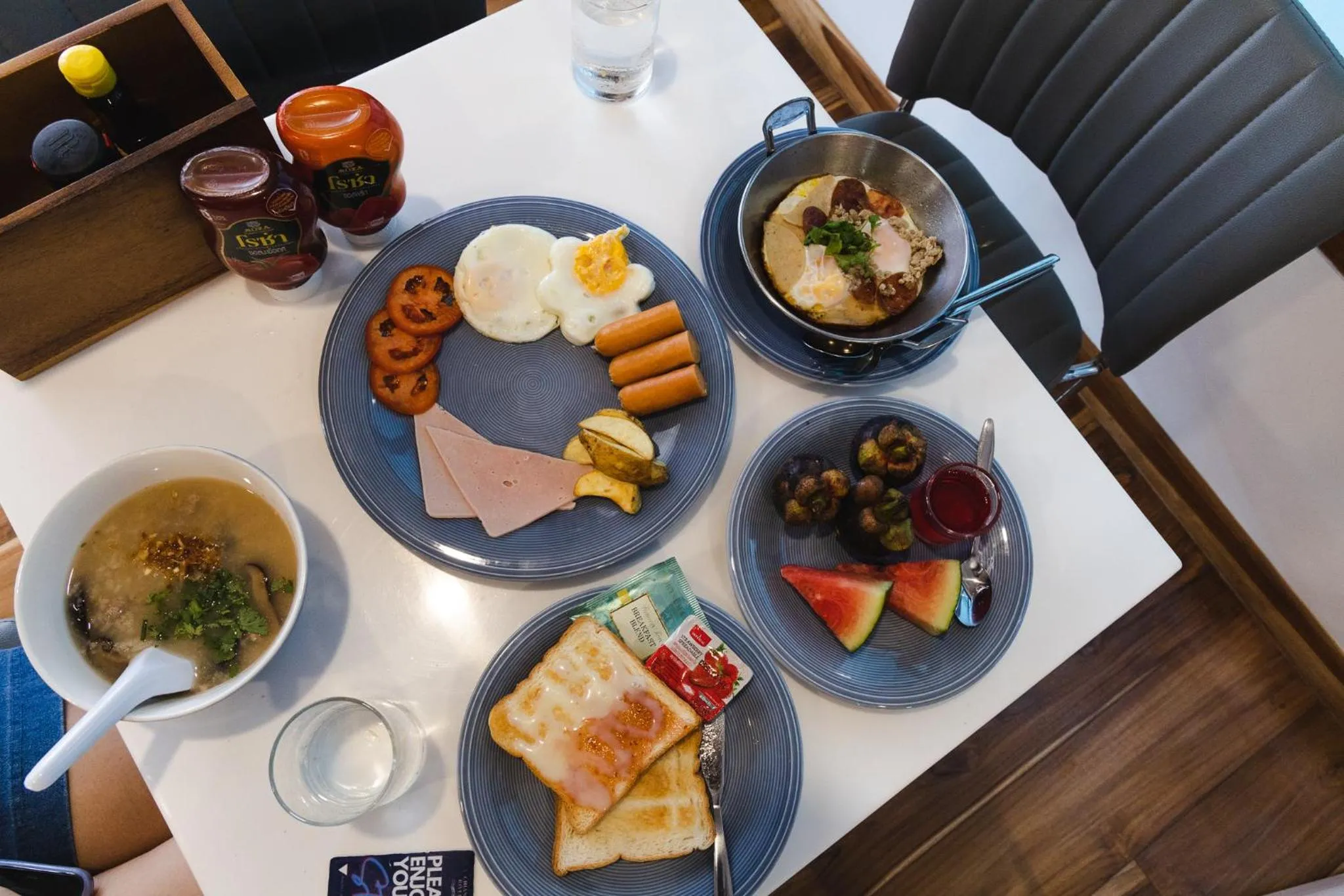 Breakfast in Chiangkhan River Walk Hotel