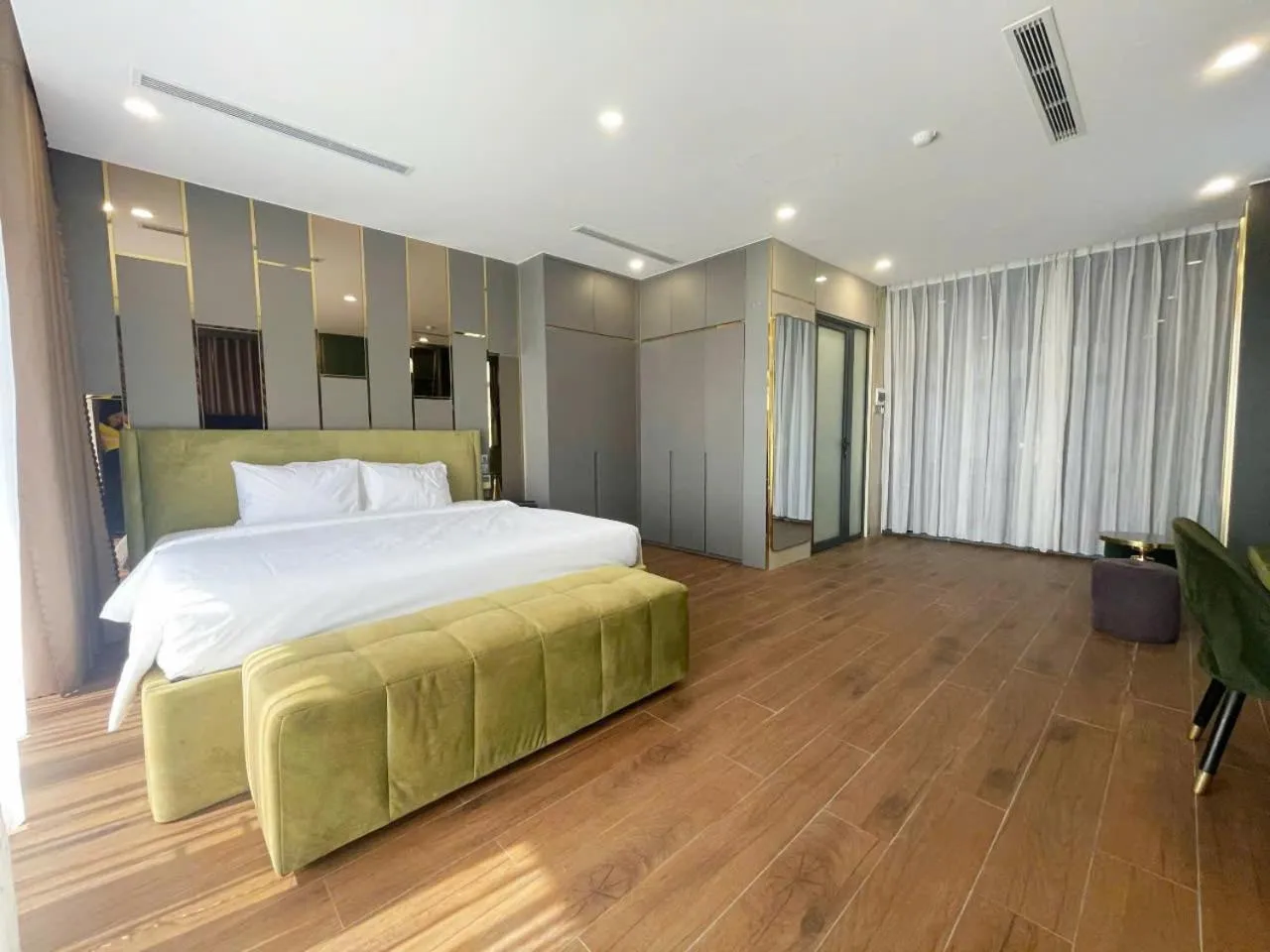 Bed in La Casa Tuy Hòa