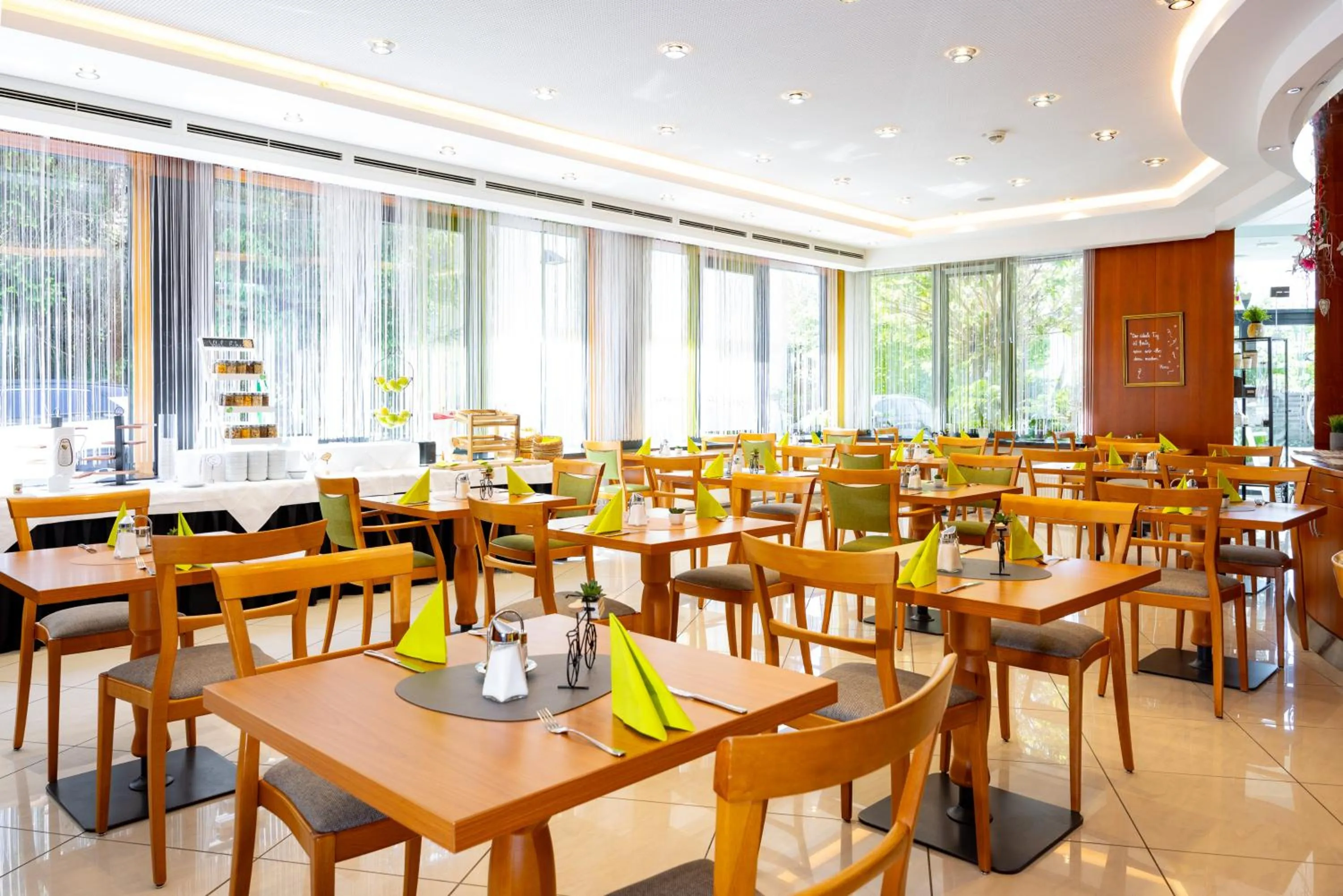 Restaurant/places to eat in Hotel Stoiser Graz -Parkplatz inbegriffen!