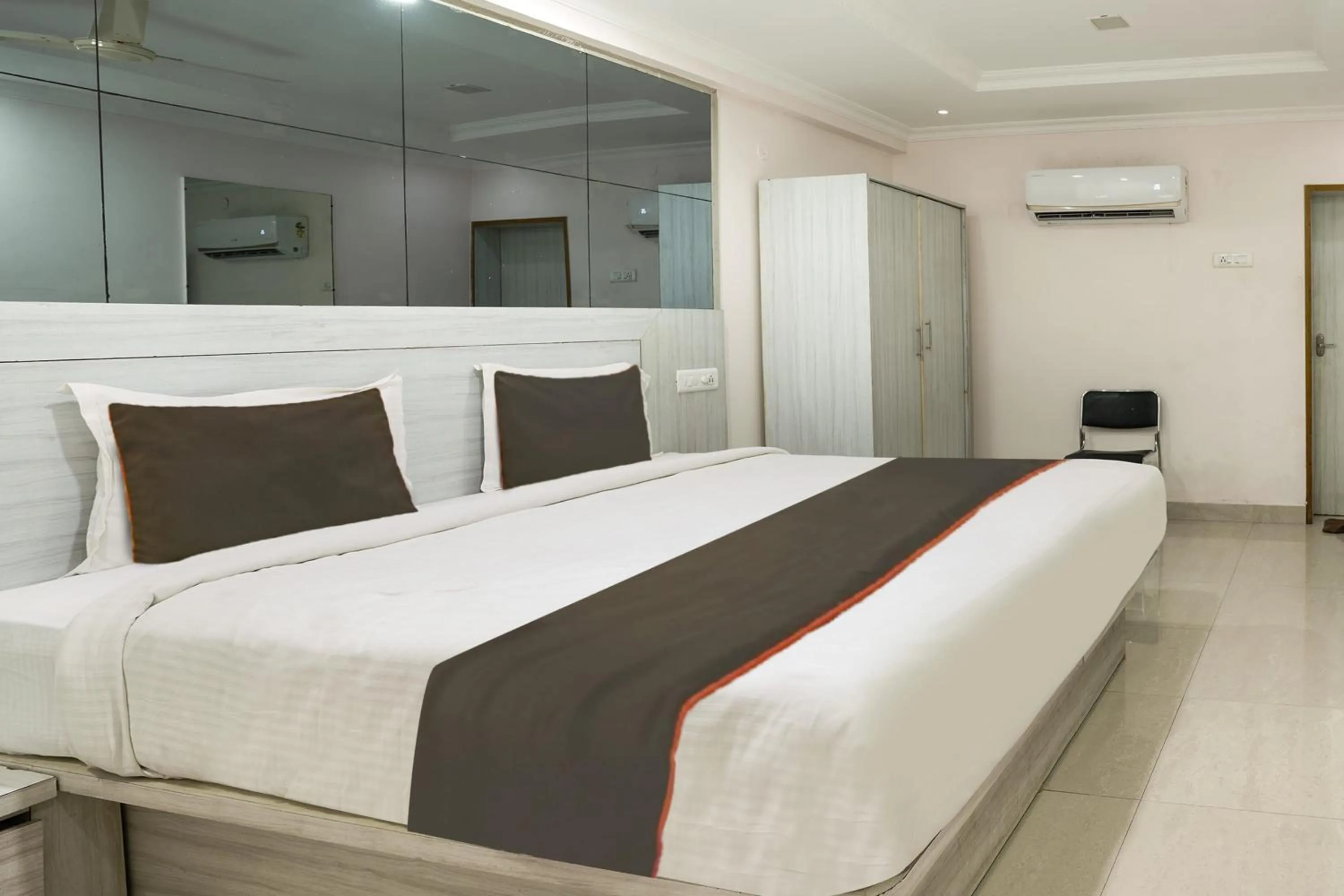 Bedroom in Collection O Avm Castle