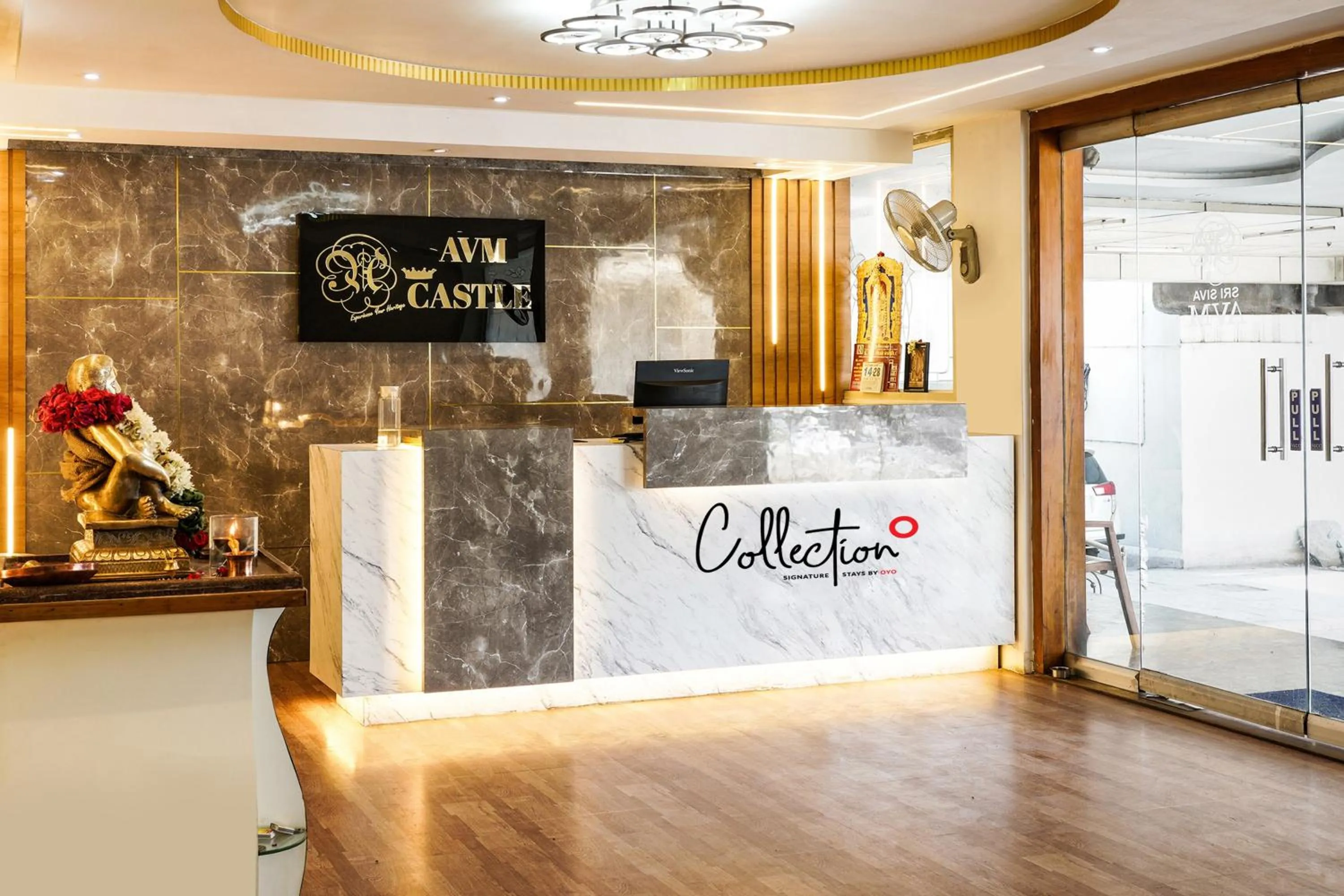 Lobby or reception in Collection O Avm Castle